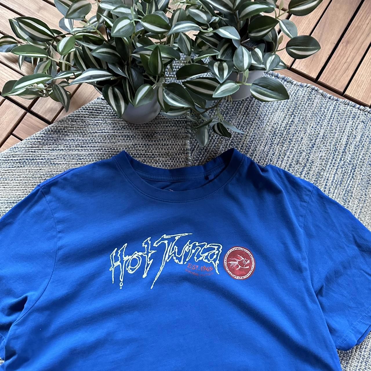 Designer Vintage Y2K Hot Tuna Fish Surfcore Tee T-shirt Size US M / EU 48-50 / 2 - 3 Thumbnail