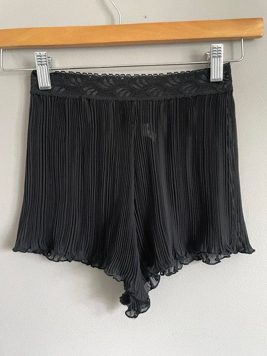 Vintage Black Lace Pleated Chiffon Camisole Semi-Sheer Shorts Set Size 28" / US 6 / IT 42 - 8 Thumbnail