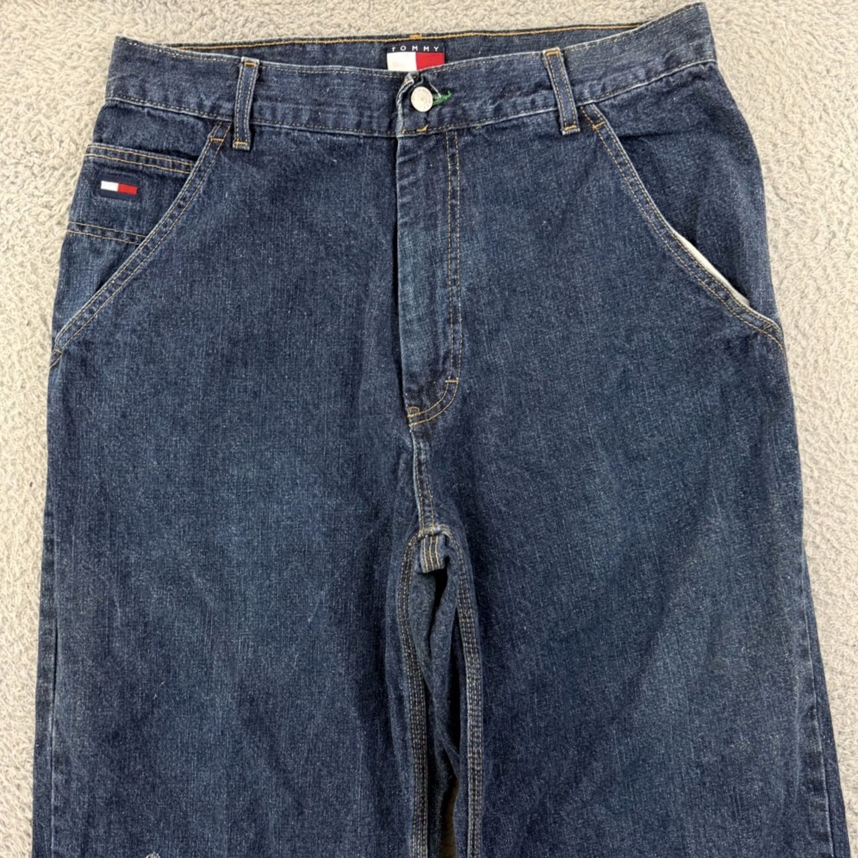 Tommy Hilfiger VINTAGE Tommy Hilfiger Jeans Men 33x34 Baggy Wide-Leg 90s Denim USA Jeans Mens 90s Wide-Leg Blue Tom* Size US 33 - 3 Thumbnail