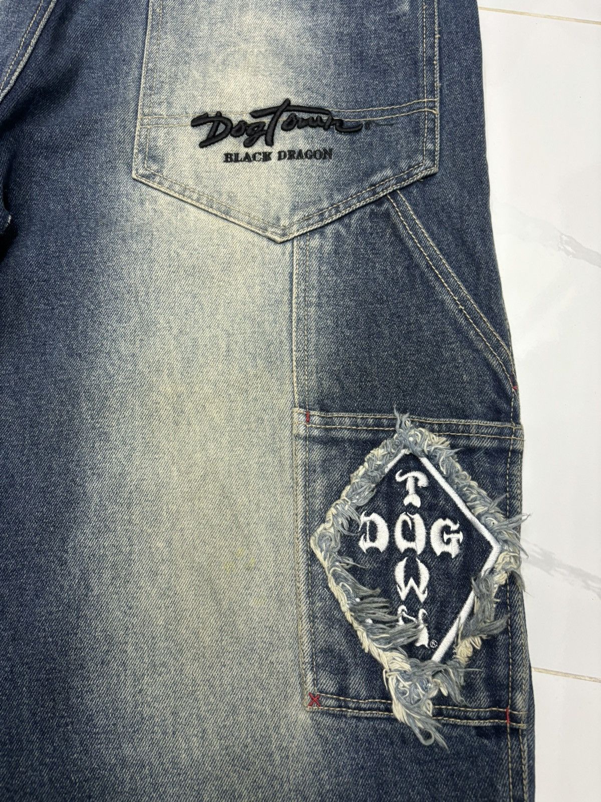 Dogtown × Powell Peralta RARE🔥DOGTOWN SKATEBOARDS BAGGY HIPHOP JEANS BLACK DRAGON Size US 32 / EU 48 - 17 Thumbnail