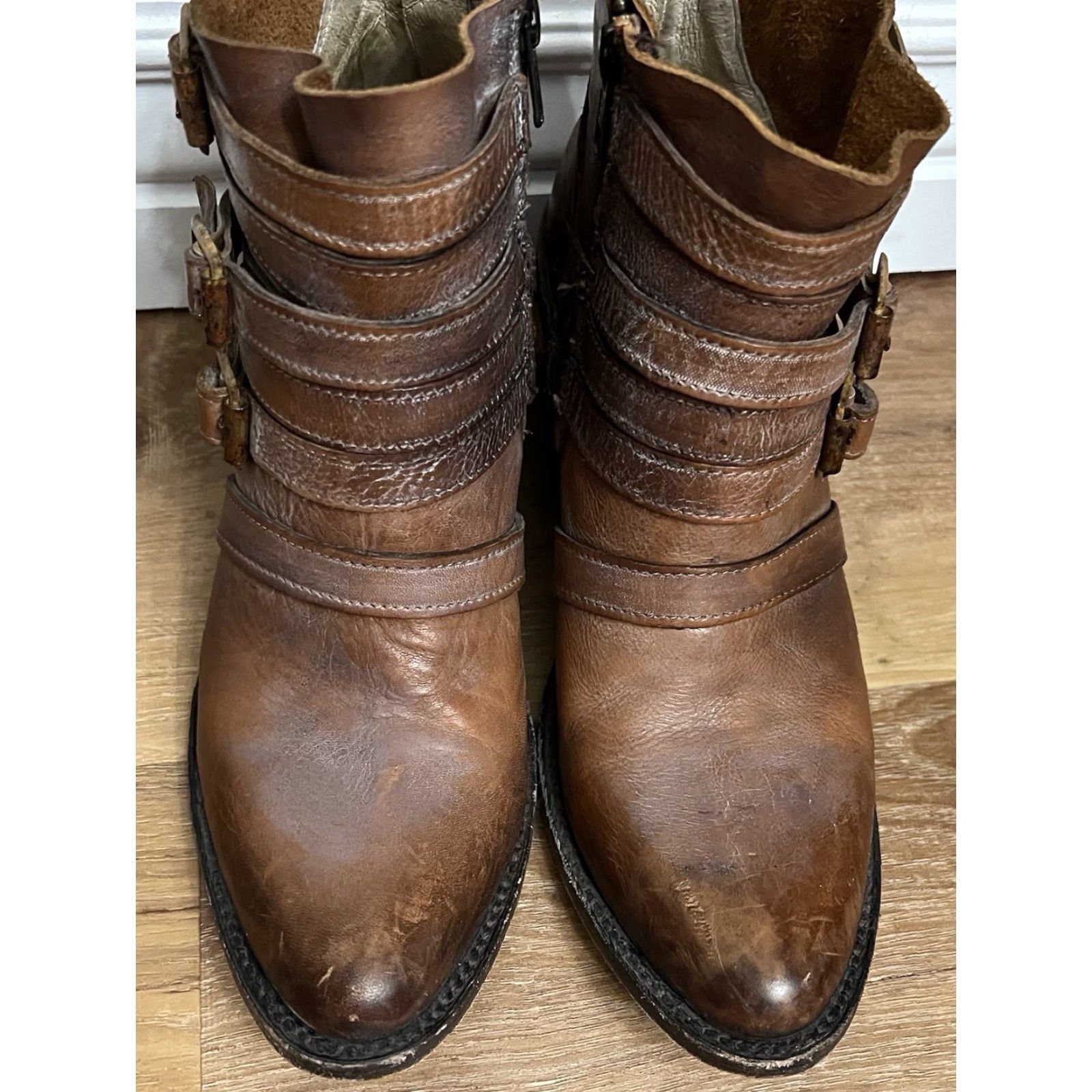 FREEBIRD **Bohemian Freebird Santo Women's Brown Leather Ankle Boot Size 9** User: **Brown Freebird Santo Women's Bohemian Leather Ankle Boot Size 9** Size US 9 / IT 39 - 4 Thumbnail