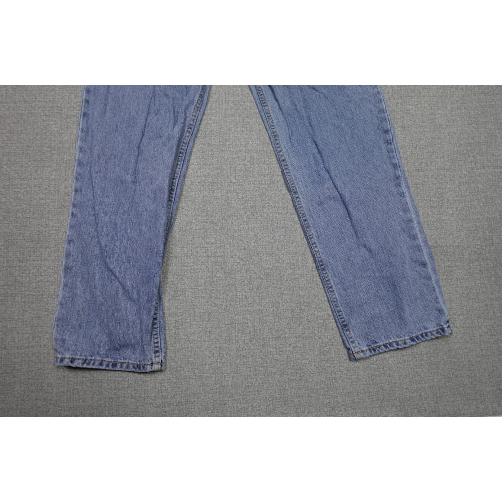Levi's VINTAGE Levi's 550 Jeans Mens 36x30 Blue Relaxed Fit Light Wash Western Cowboy Rancher Jeans Size US 36 / EU 52 - 3 Thumbnail