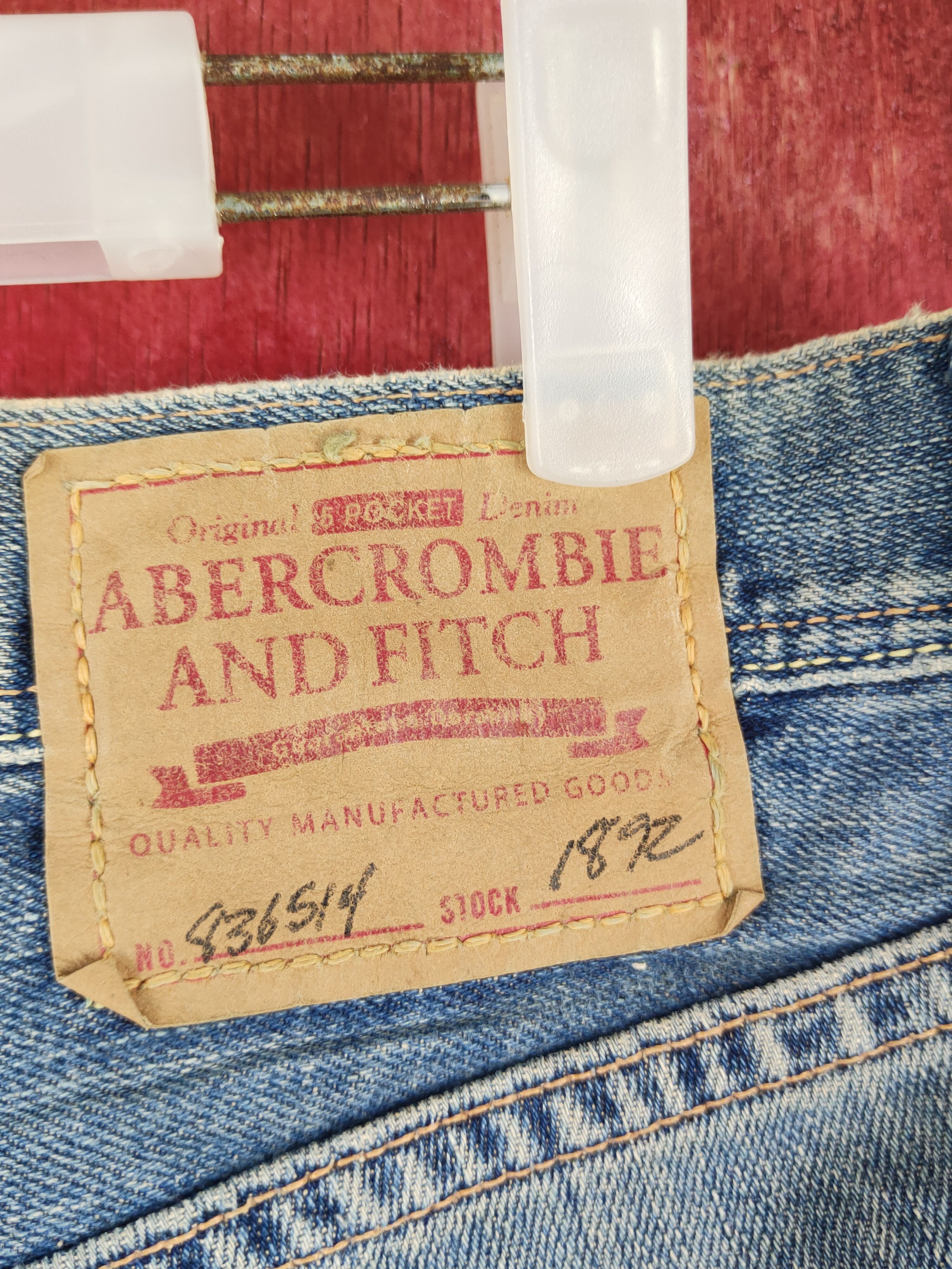 Abercrombie & Fitch Abercrombie &Fitch baggie Faded Ripped Jeans #S1649 Size US 31 - 8 Thumbnail