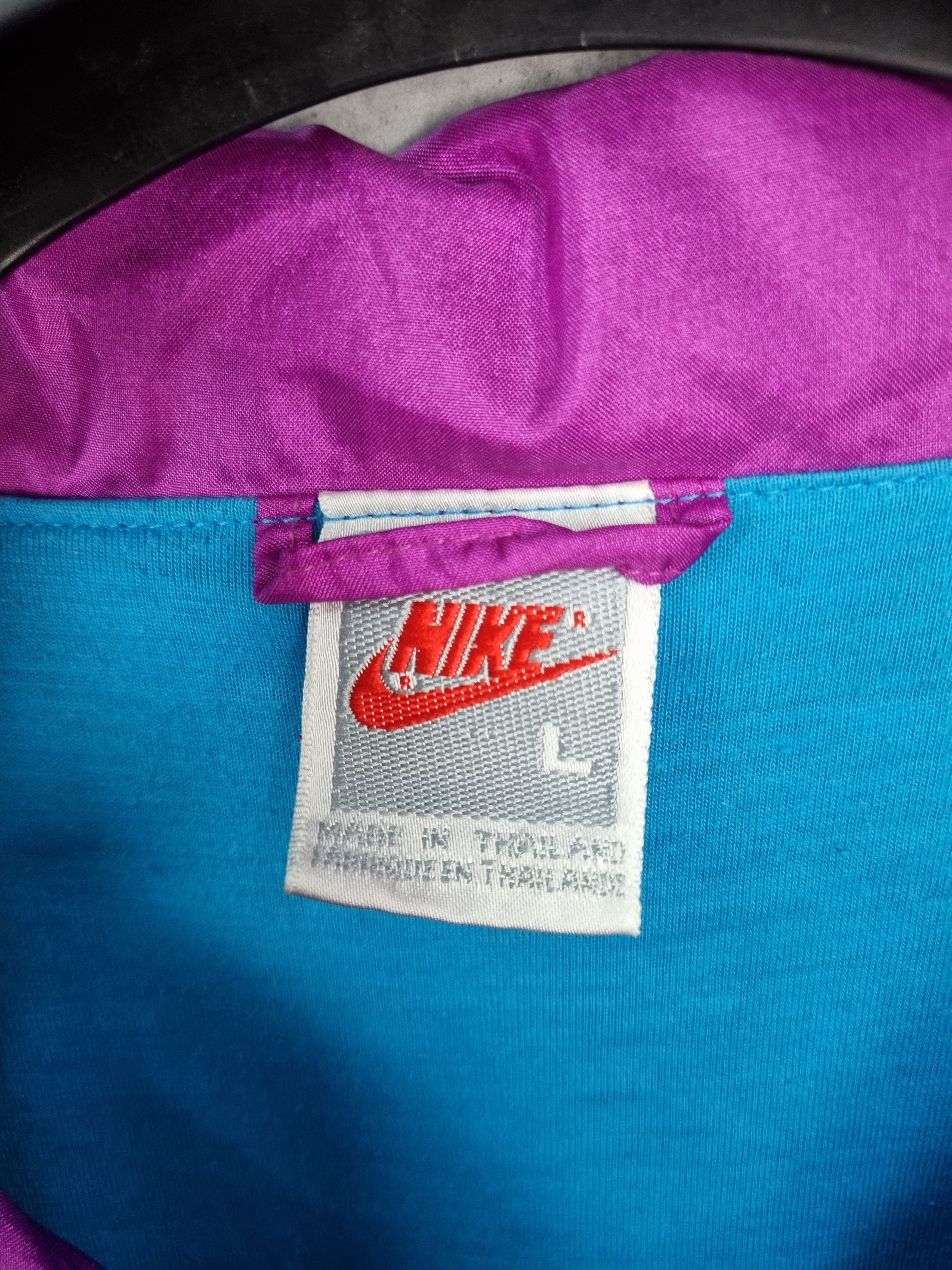 Nike × Vintage 90s Nike Vintage Nylon Attractive Track Top Size US L / EU 52-54 / 3 - 6 Thumbnail