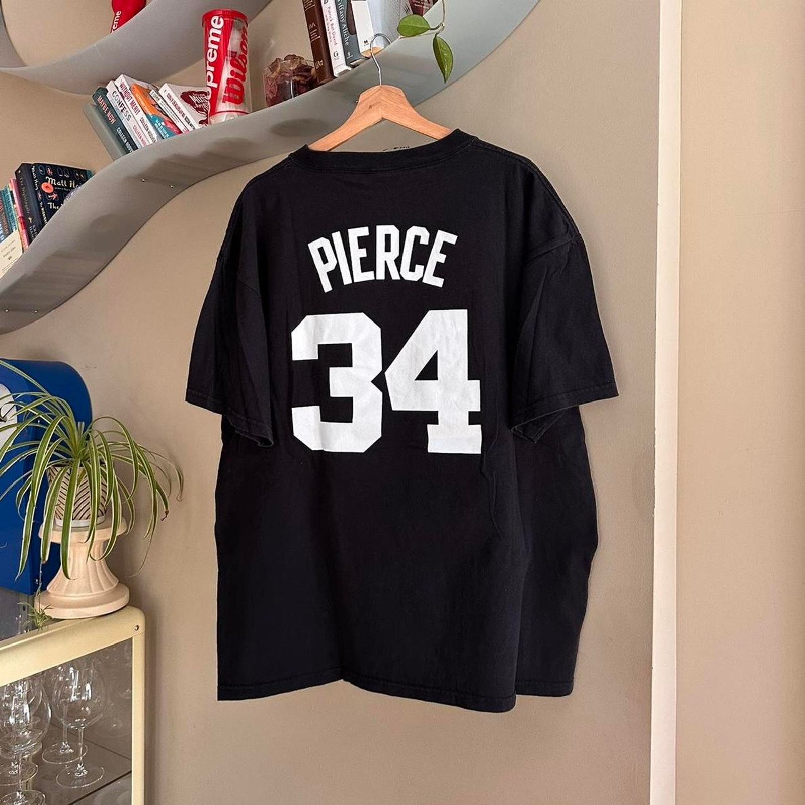 NBA × Vintage Vintage Boston Celtics Paul Pierce Shirt Size US XL / EU 56 / 4 - 4 Thumbnail