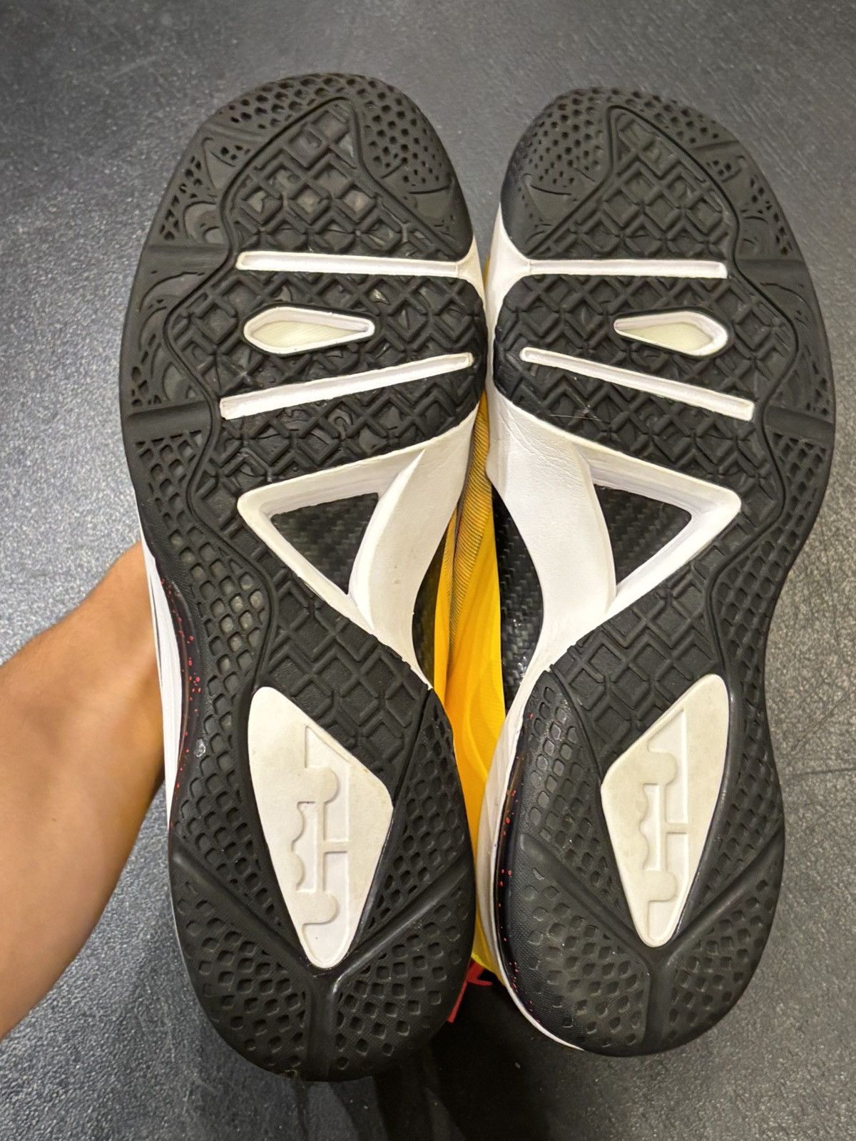 Nike Nike Lebron PS Elite ‘Taxi’ Size US 12 / EU 45 - 7 Thumbnail