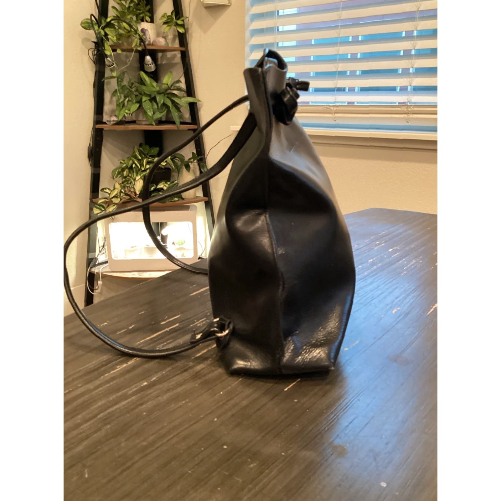 Tiffany & Co. TIFFANY & CO. Large Black Leather Shoulder Bag - Backpack/Purse, Designer Women's аксессуар Size ONE SIZE - 4 Thumbnail