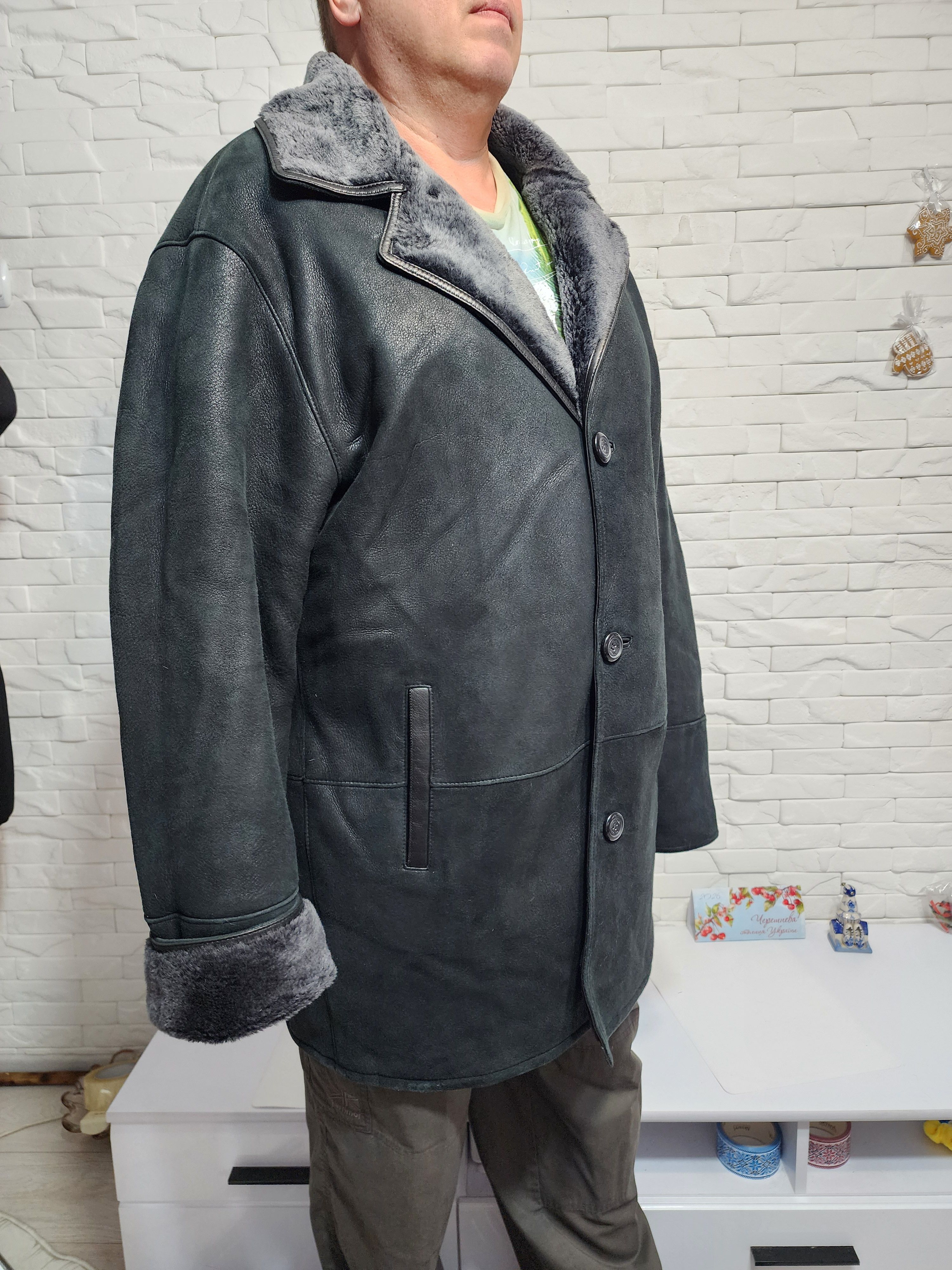 Furla Men's Black Sheepskin Coat: Button-Up Genuine Fur Size US XXL / EU 58 / 5 - 3 Thumbnail