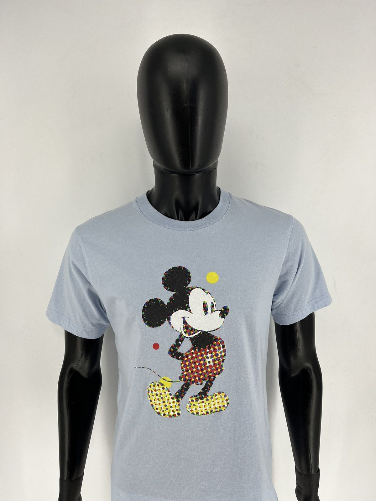 Uniqlo × Vintage Vintage Y2K Mickey Stands UT (Short Sleeve Graphic T-Shirt) Size US M / EU 48-50 / 2 - 5 Thumbnail