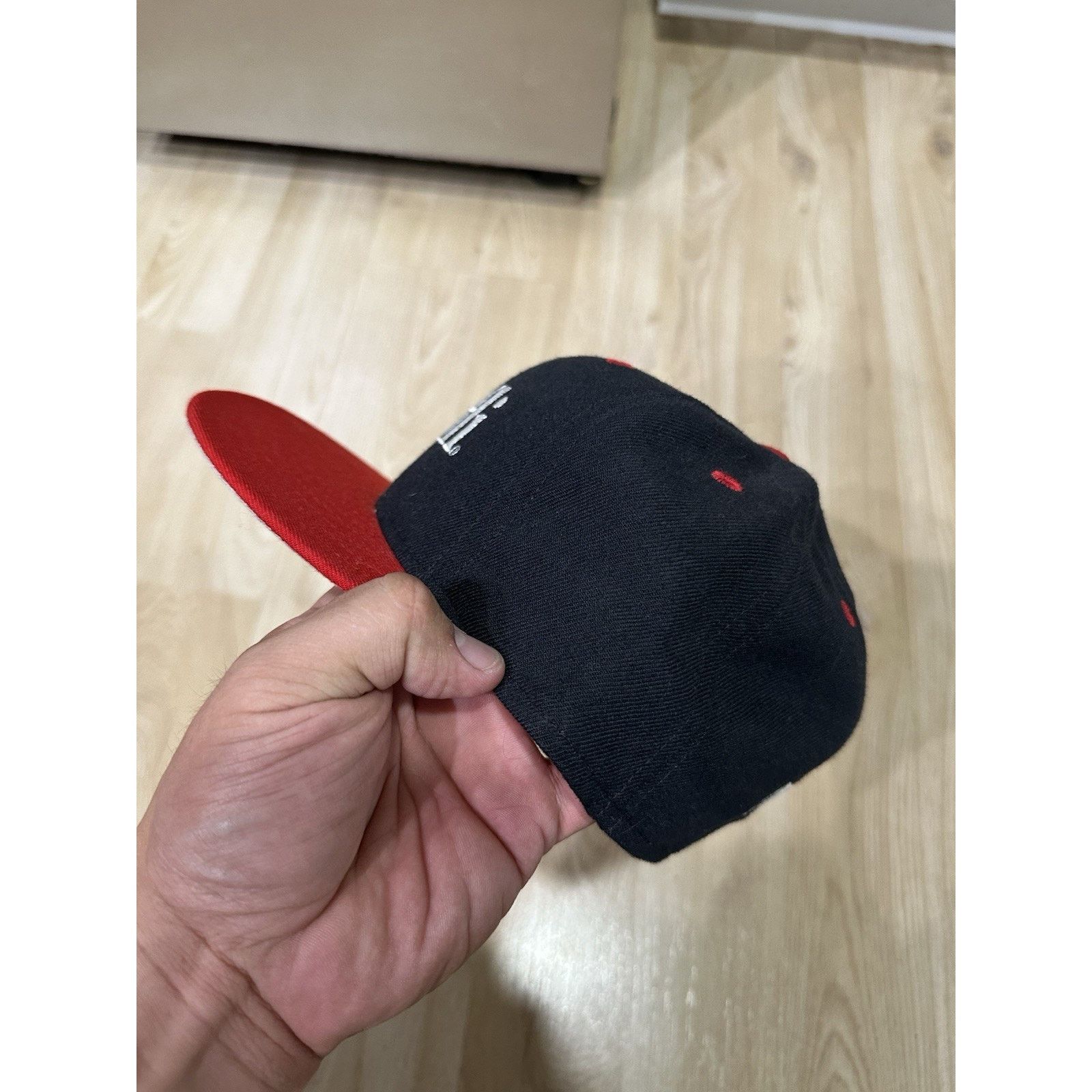 New Balance New Era 59/50 Maxfli Golf Hat Fitted Size 7 1/2 Black/Red Size ONE SIZE - 4 Thumbnail