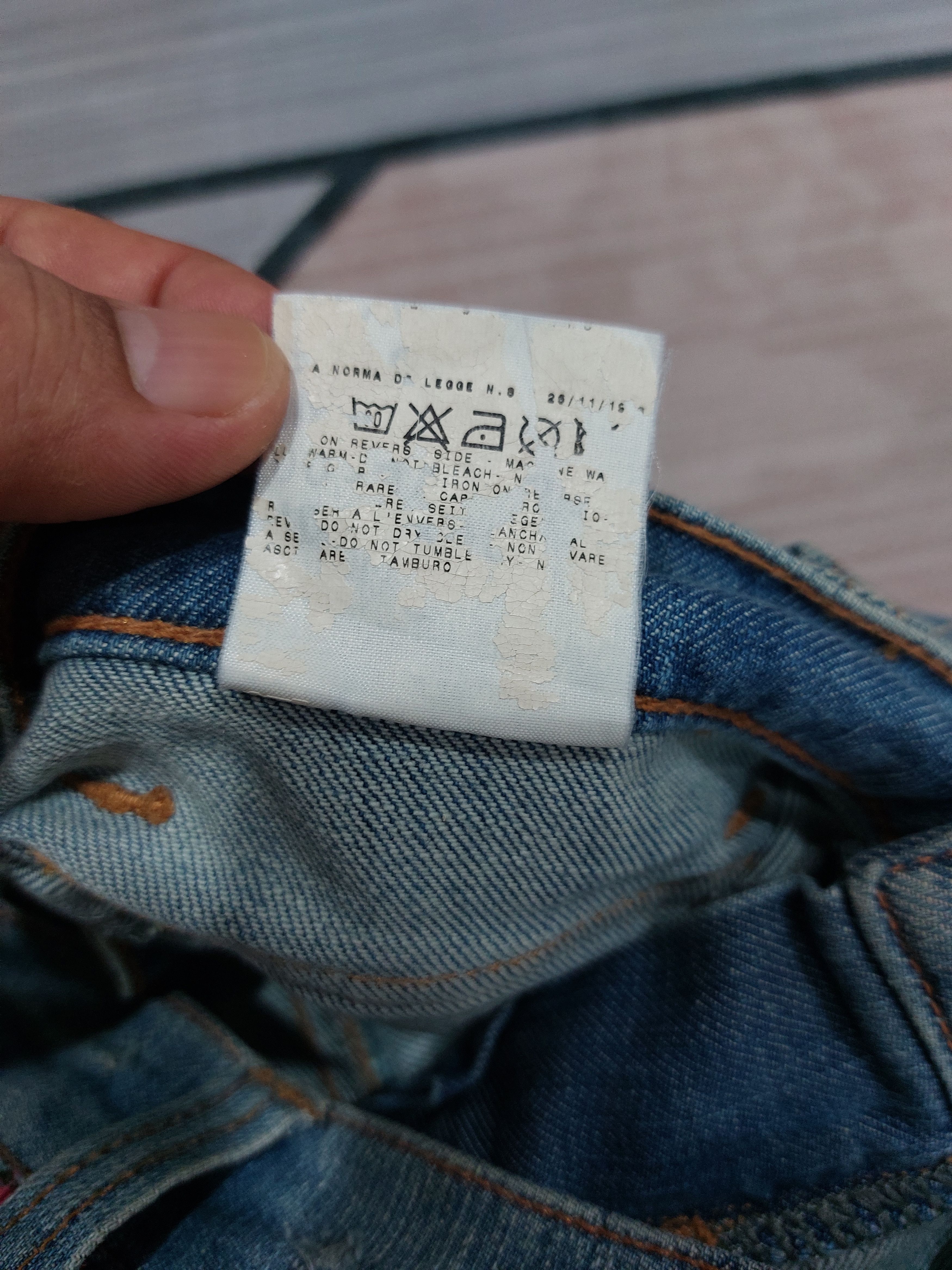Dolce & Gabbana DOLCE & GABBANA FLARE Y2K JEANS Size 28" / US 6 / IT 42 - 12 Thumbnail