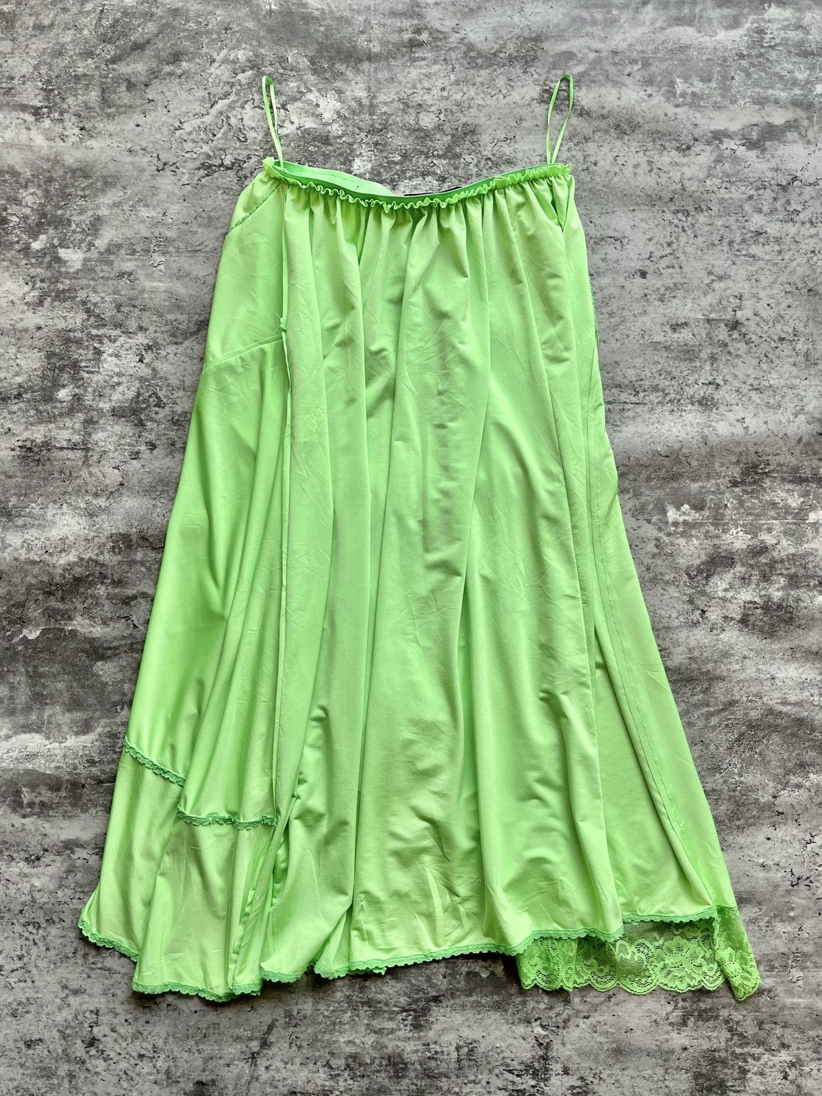 Balenciaga Balenciaga Lace Panel Asymmetric Skirt Size XXS / US 00 / IT 34 - 2 Thumbnail