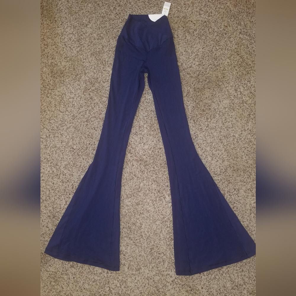 Designer NWT Aerie Offline Real Me Super Flare XXS Blue Leggings Size 25" / US 0 / IT 36 - 2 Thumbnail