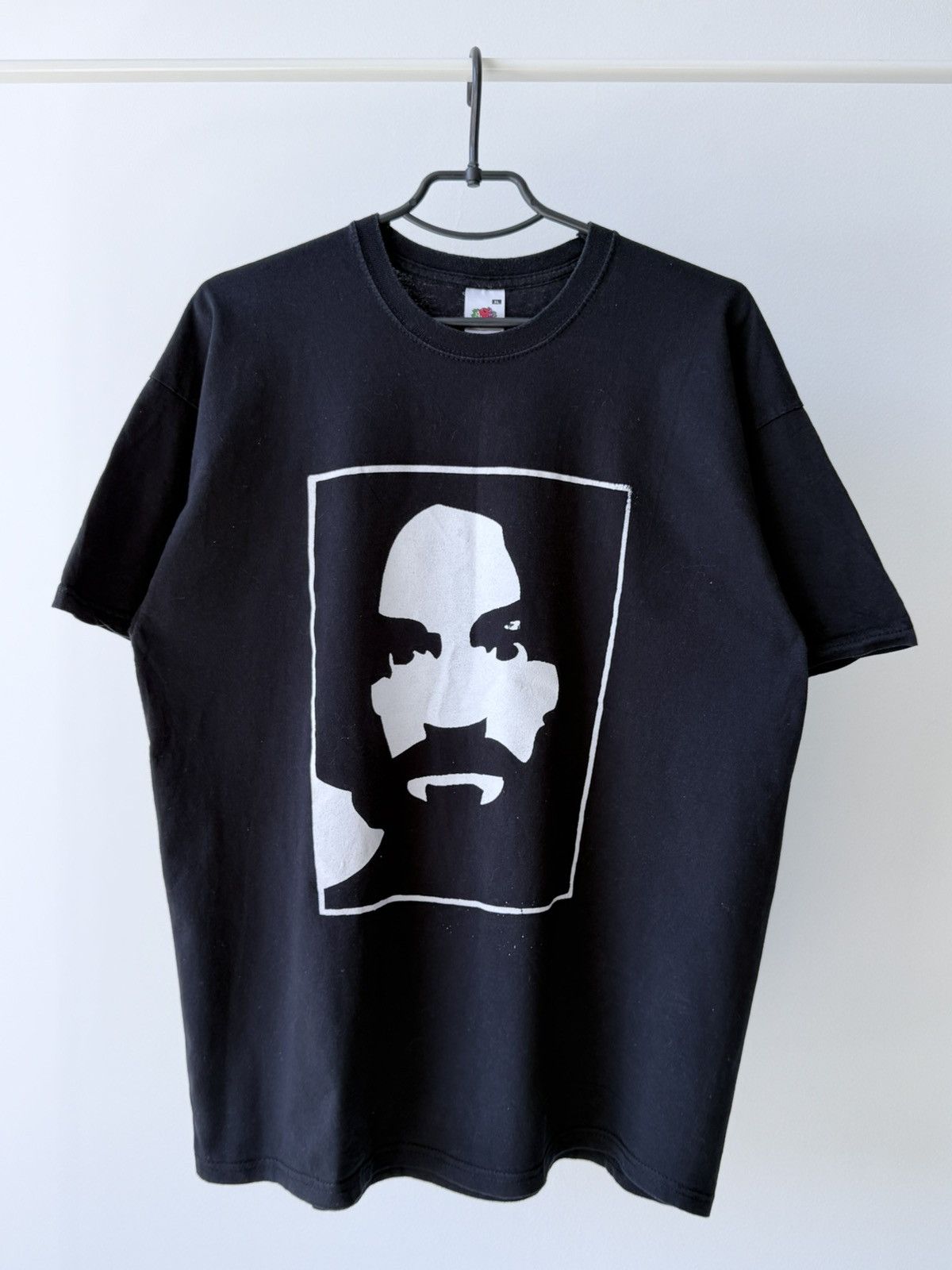 Vintage Vintage Charlie Manson Charlie Dont Surf T-Shirt Tee Size US XL / EU 56 / 4 - 1 Thumbnail