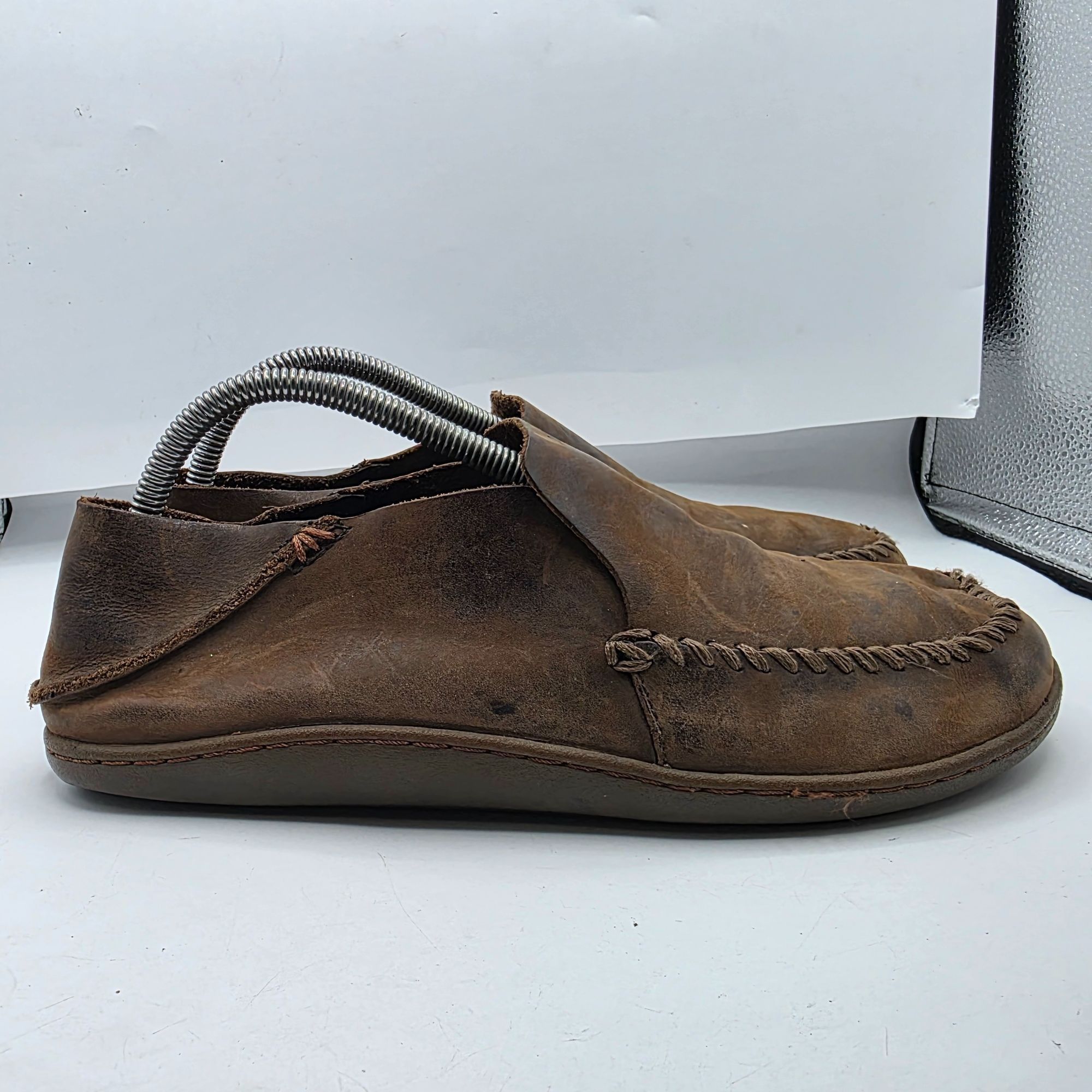 Olukai Olukai Akahai Mens Size 9 Brown Shoes Leather Casual Slip On Size US 9 / EU 42 - 12 Thumbnail