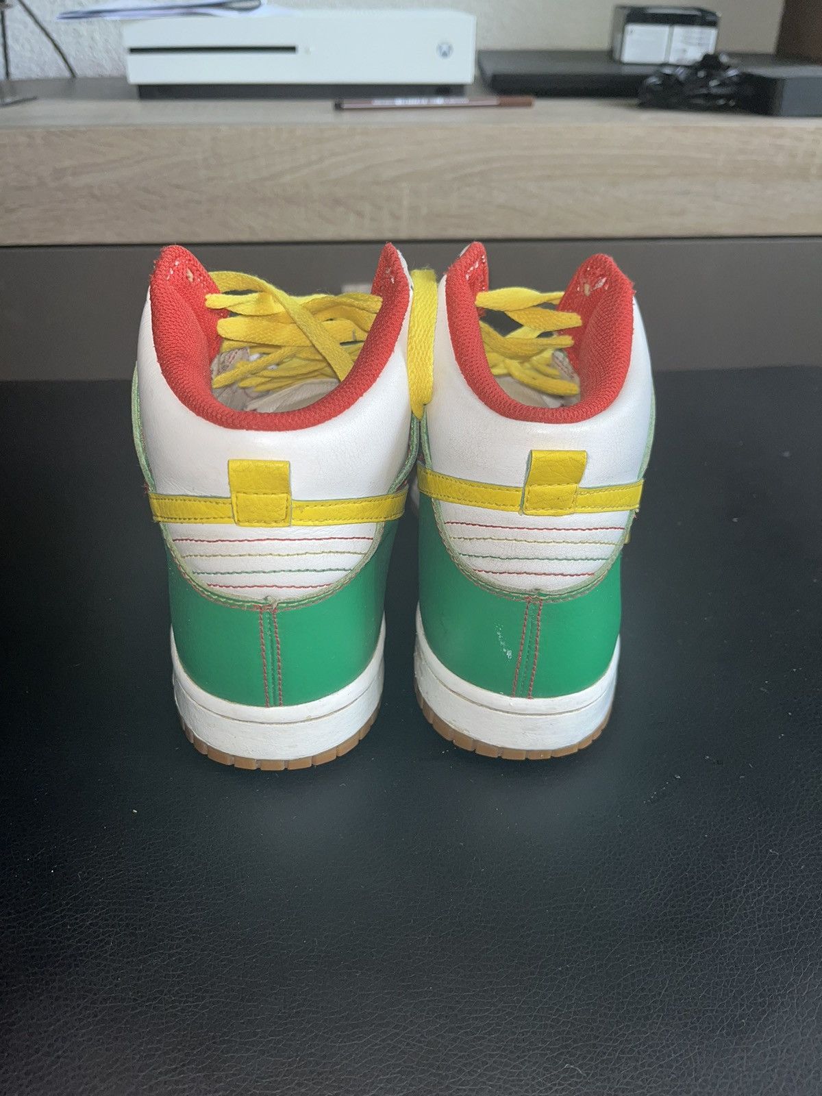 Nike NIKE Dunk High Rasta 2012 Size US 7 / EU 40 - 3 Thumbnail