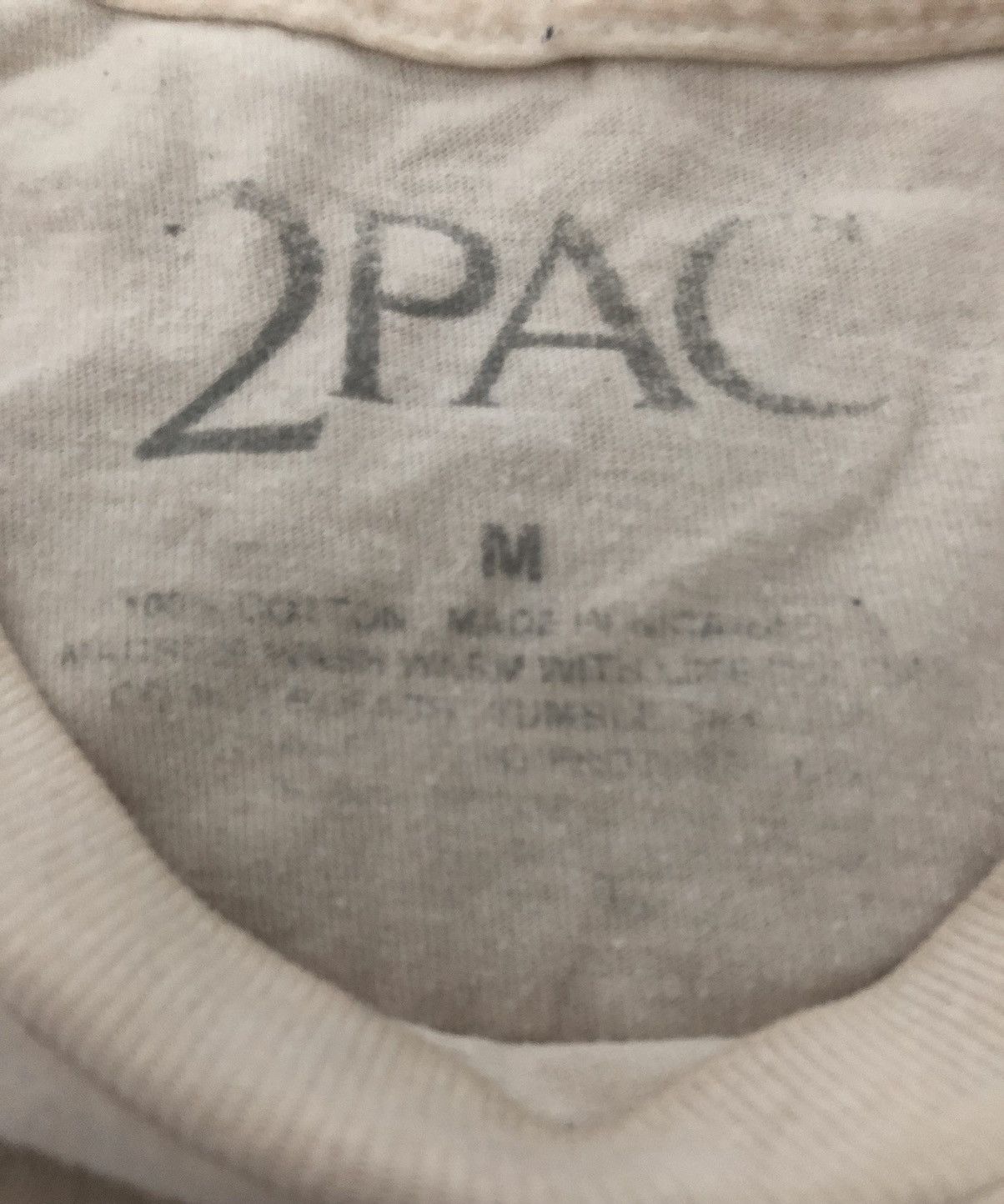 Vintage Vintage 2pac 'Me Against The World' Tee Size US M / EU 48-50 / 2 - 3 Thumbnail