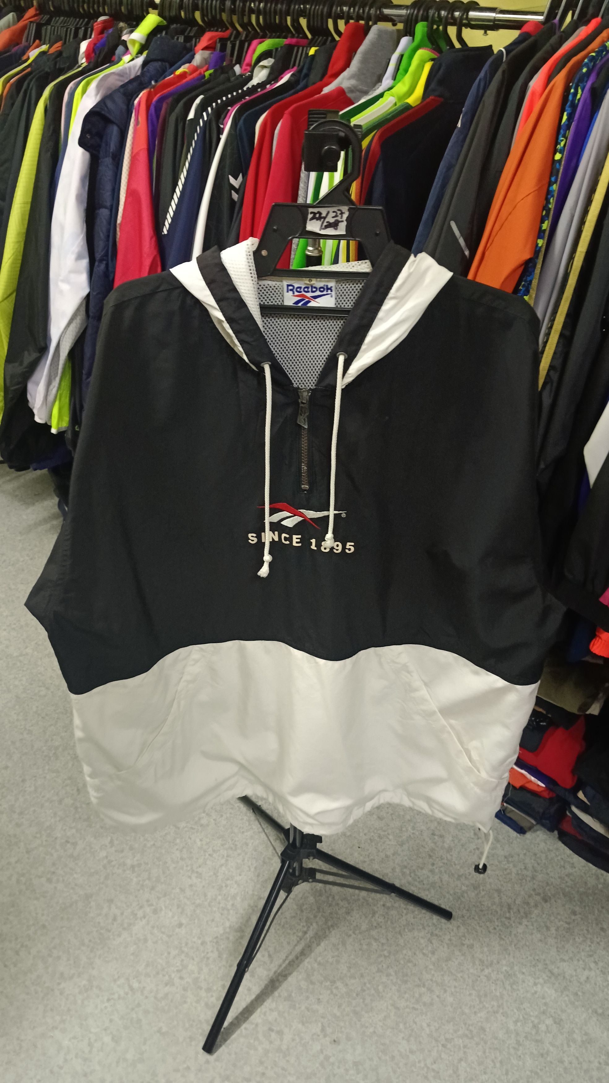 Reebok × Vintage Vintage Reebok Half Zipper Windbreaker Size US XL / EU 56 / 4 - 2 Thumbnail