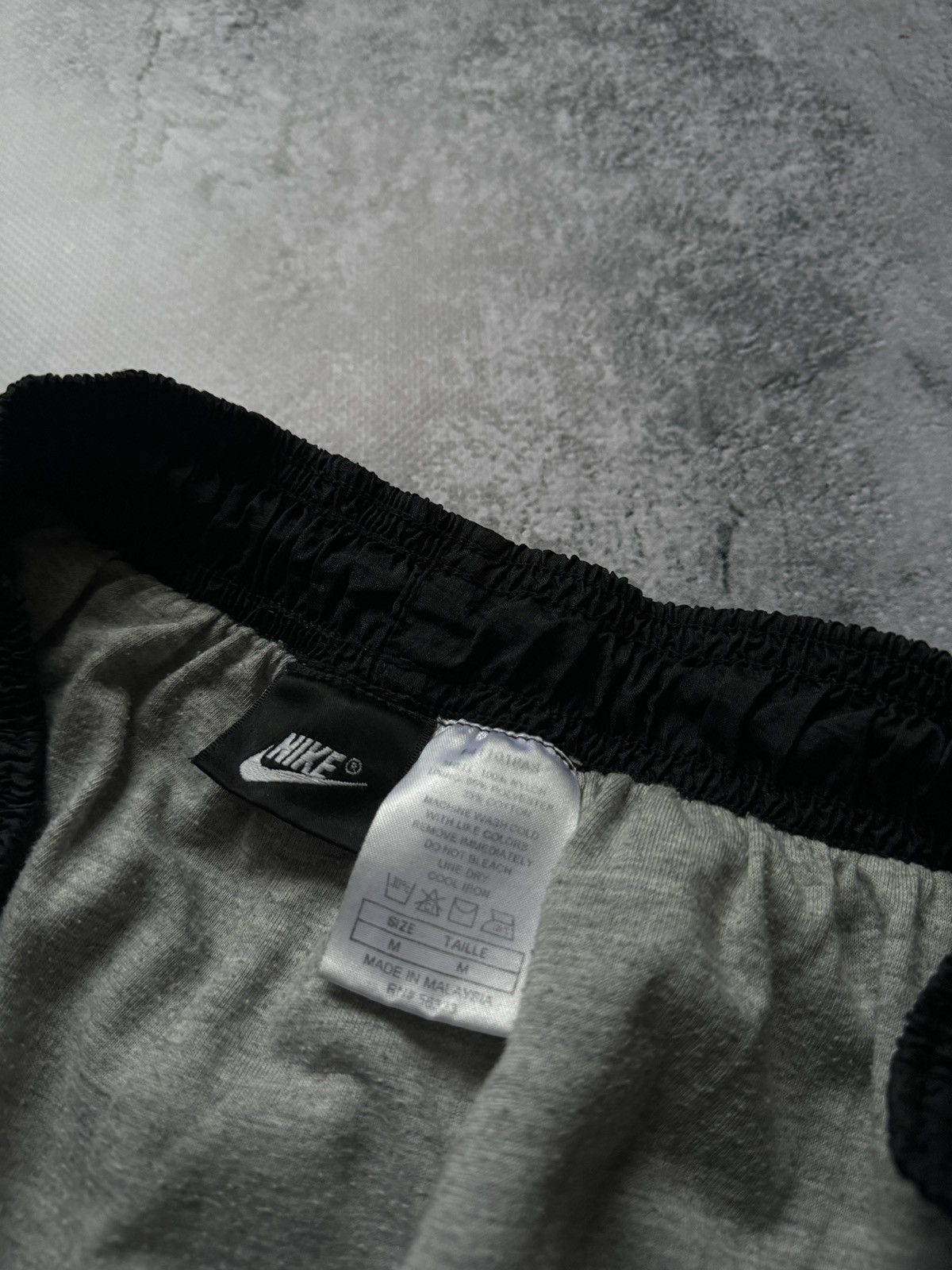 Nike × Vintage NIKE Rare Vintage 90s 80s Joggers Baggy Pants Y2K Streatwear Size US 32 / EU 48 - 4 Thumbnail