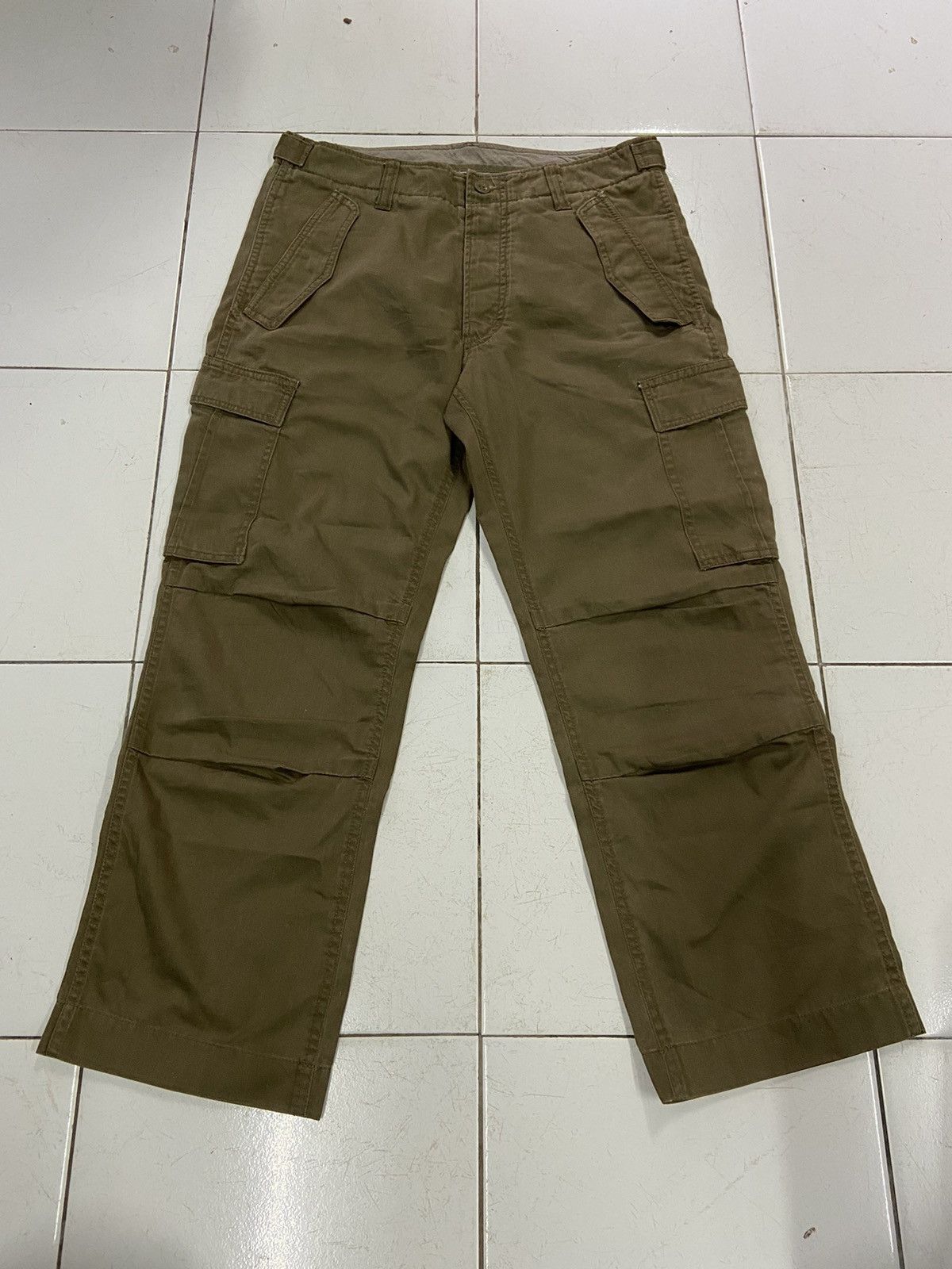 Ships Jet Blue | Grailed