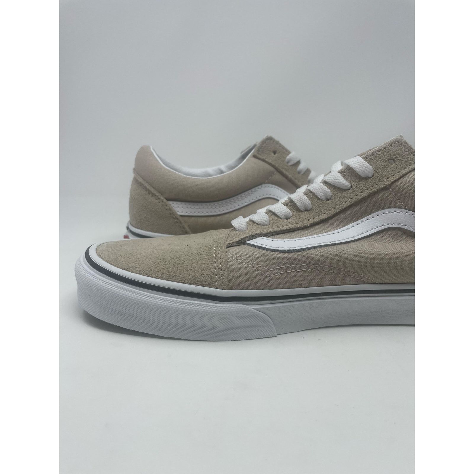 Vans VANS Old Skool Shoes Beige Suede Men’s Size 9.5 Brand New Size US 9.5 / EU 42-43 - 9 Thumbnail