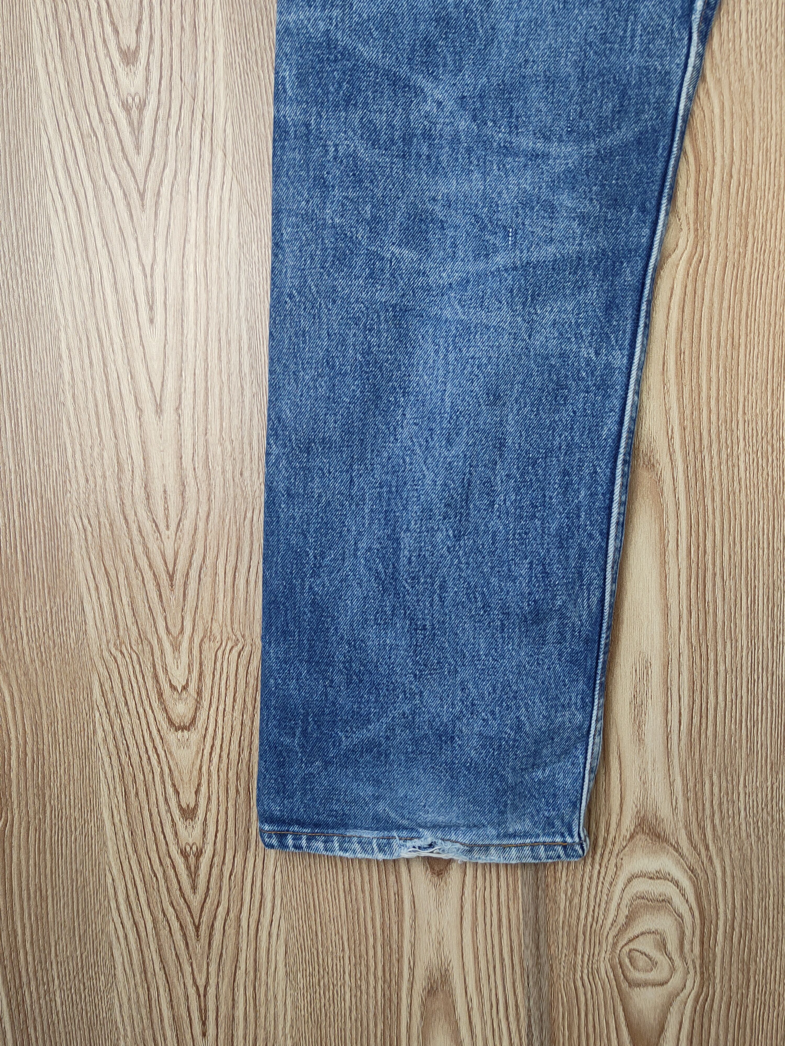 Levi's 80' vintage 501 Levi's Blue Distressed Ripped Jeans #S2743 Size US 33 - 10 Thumbnail