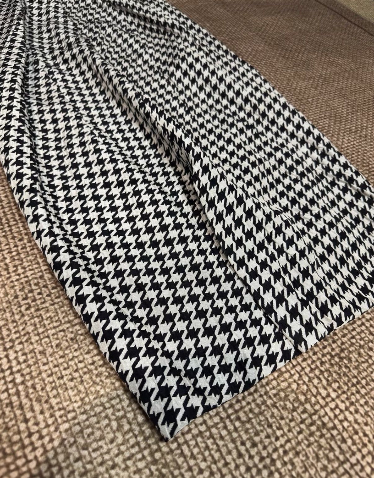 Comme des Garcons Comme des Garçons Houndstooth Pleated Long Skirt K23 Size 25" / US 0 / IT 36 - 3 Thumbnail