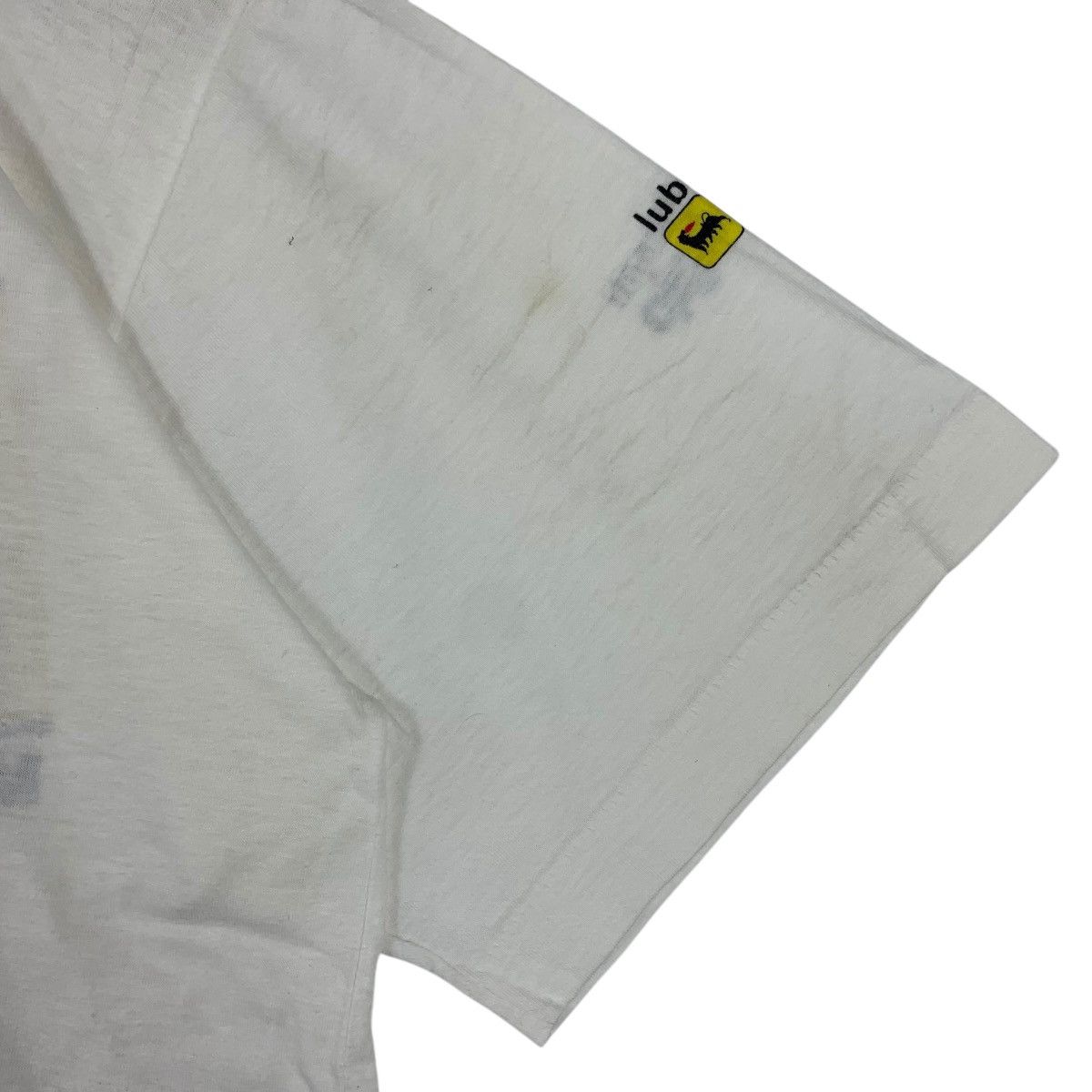 Vintage Vintage AGIP Motor Oil tee Size US L / EU 52-54 / 3 - 7 Thumbnail