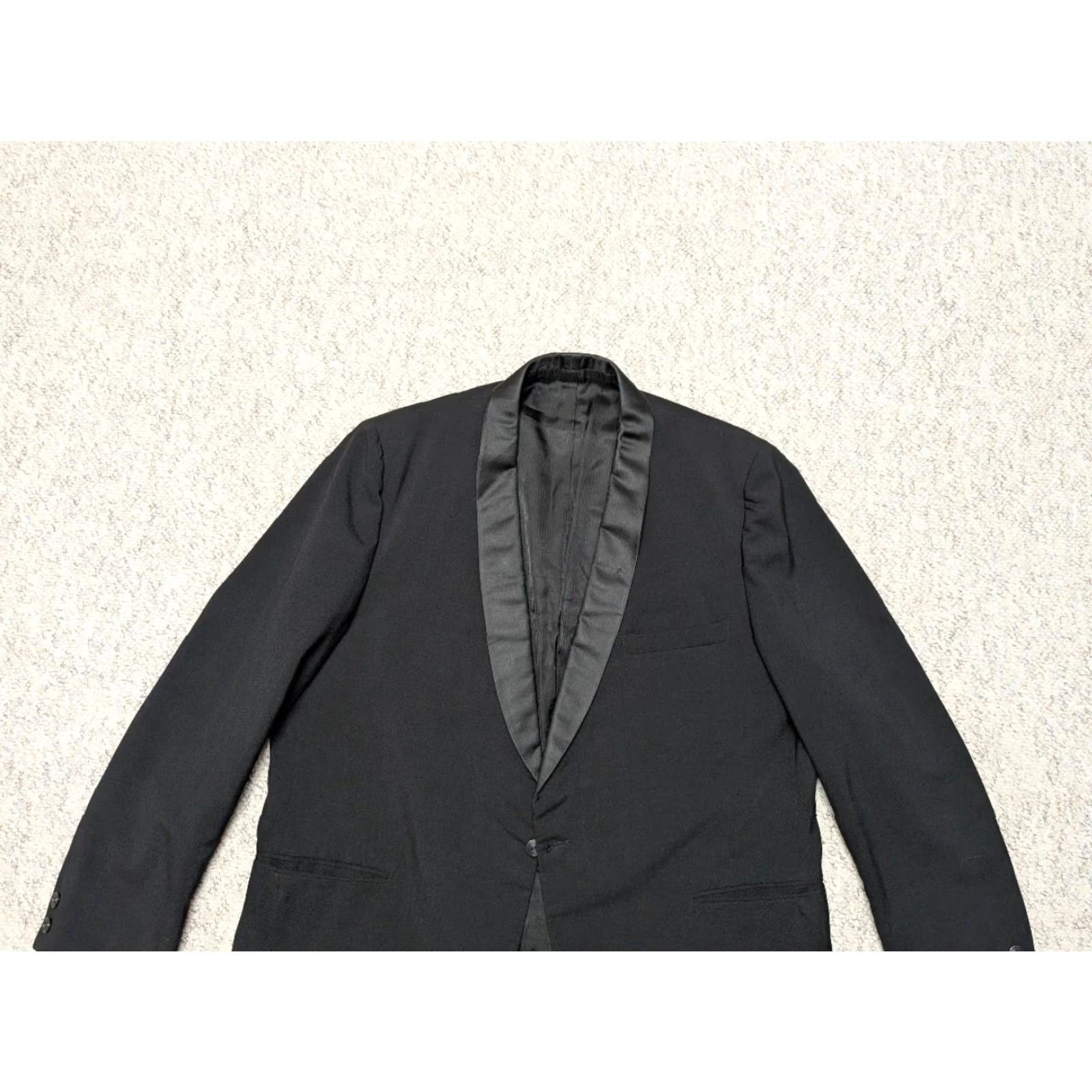 Vintage VINTAGE black wool SHAWL tuxedo blazer 44R Mens One-Button Vented 1960s Formal Craft Slim Classic fit Size 44R - 4 Thumbnail