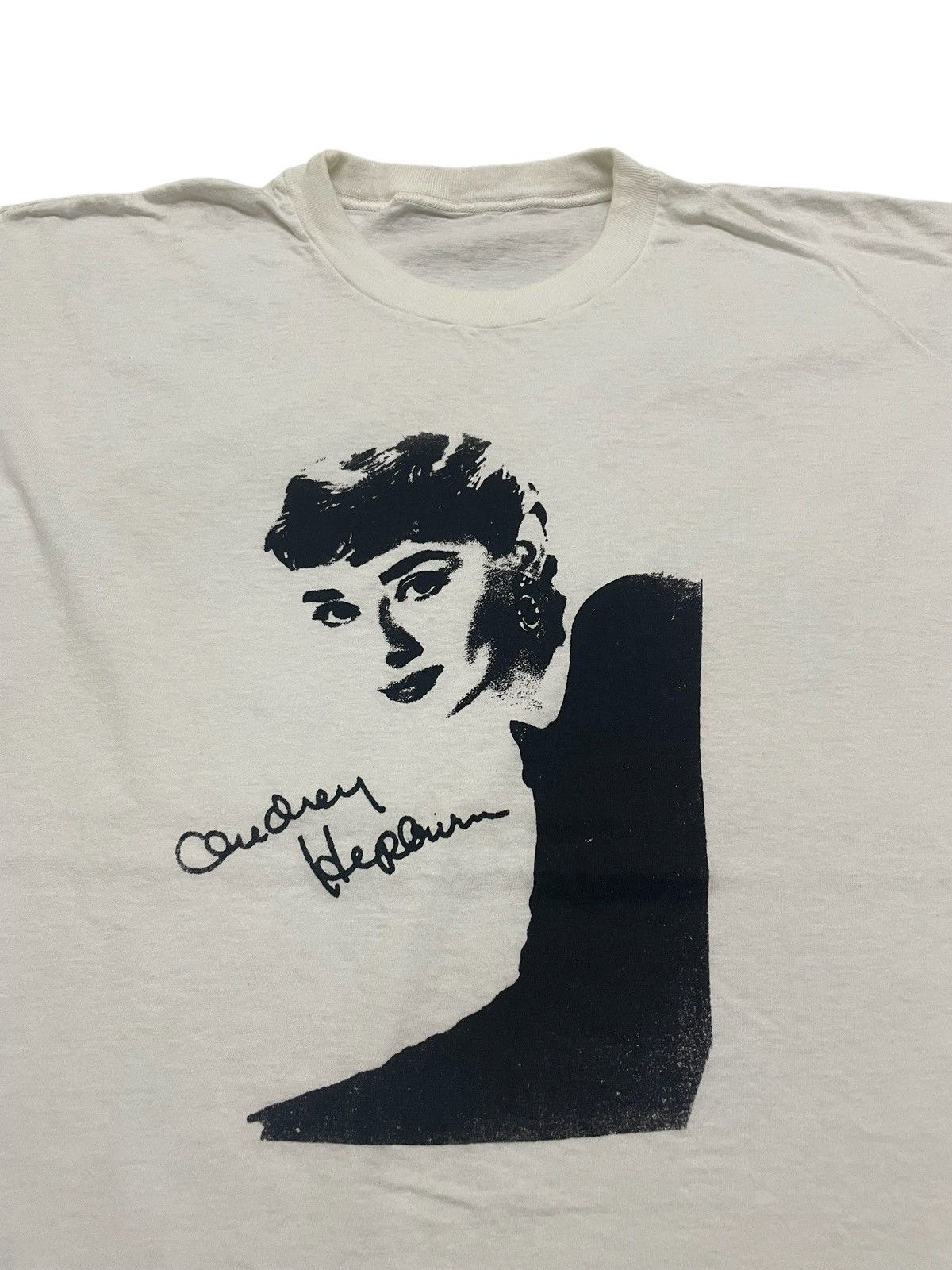 POP MAGAZINE Vintage 80s AUDREY HEPBURN T-shirt Size US L / EU 52-54 / 3 - 3 Thumbnail