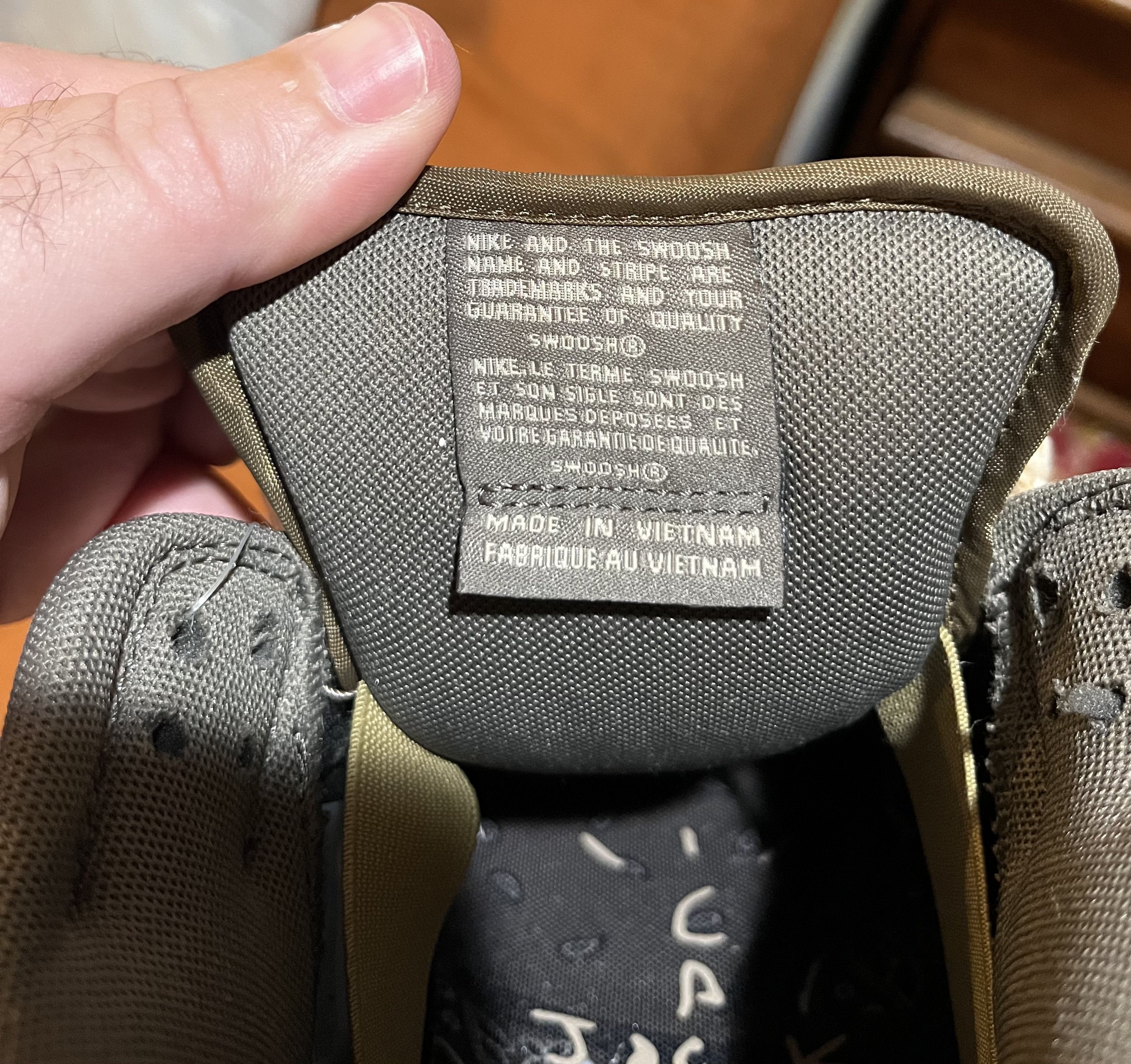 Nike × Travis Scott Travis Scott x Nike SB Dunk Low "Cactus Jack" Size US 13 / EU 46 - 4 Thumbnail
