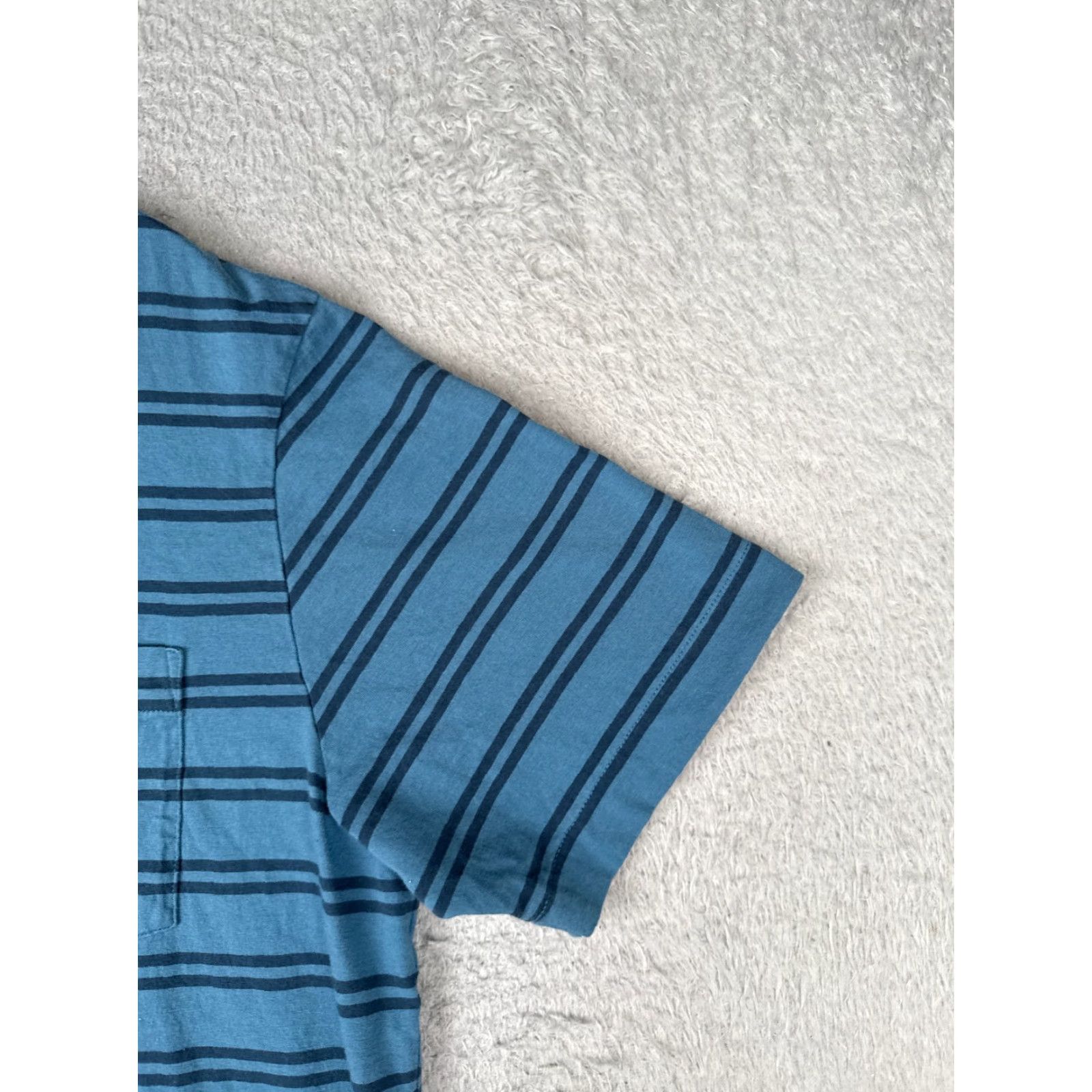 Patagonia Patagonia Polo Shirt Adult Large Blue Stripe 100% Cotton Pocket Short Sleeve Shirt Mens Regular Blue Striped Polo Size US L / EU 52-54 / 3 - 2 Thumbnail