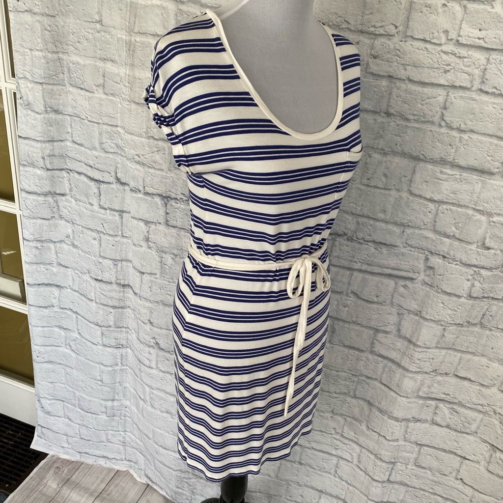 Old Navy Old Navy women S stripe short sleeve scoopneck shirt dress Size S / US 4 / IT 40 - 5 Thumbnail