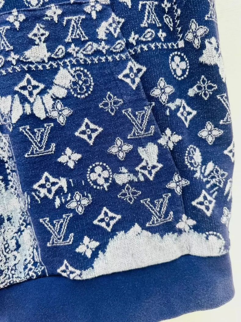 Louis Vuitton Louis Vuitton full of logo hoodie Size US M / EU 48-50 / 2 - 4 Thumbnail