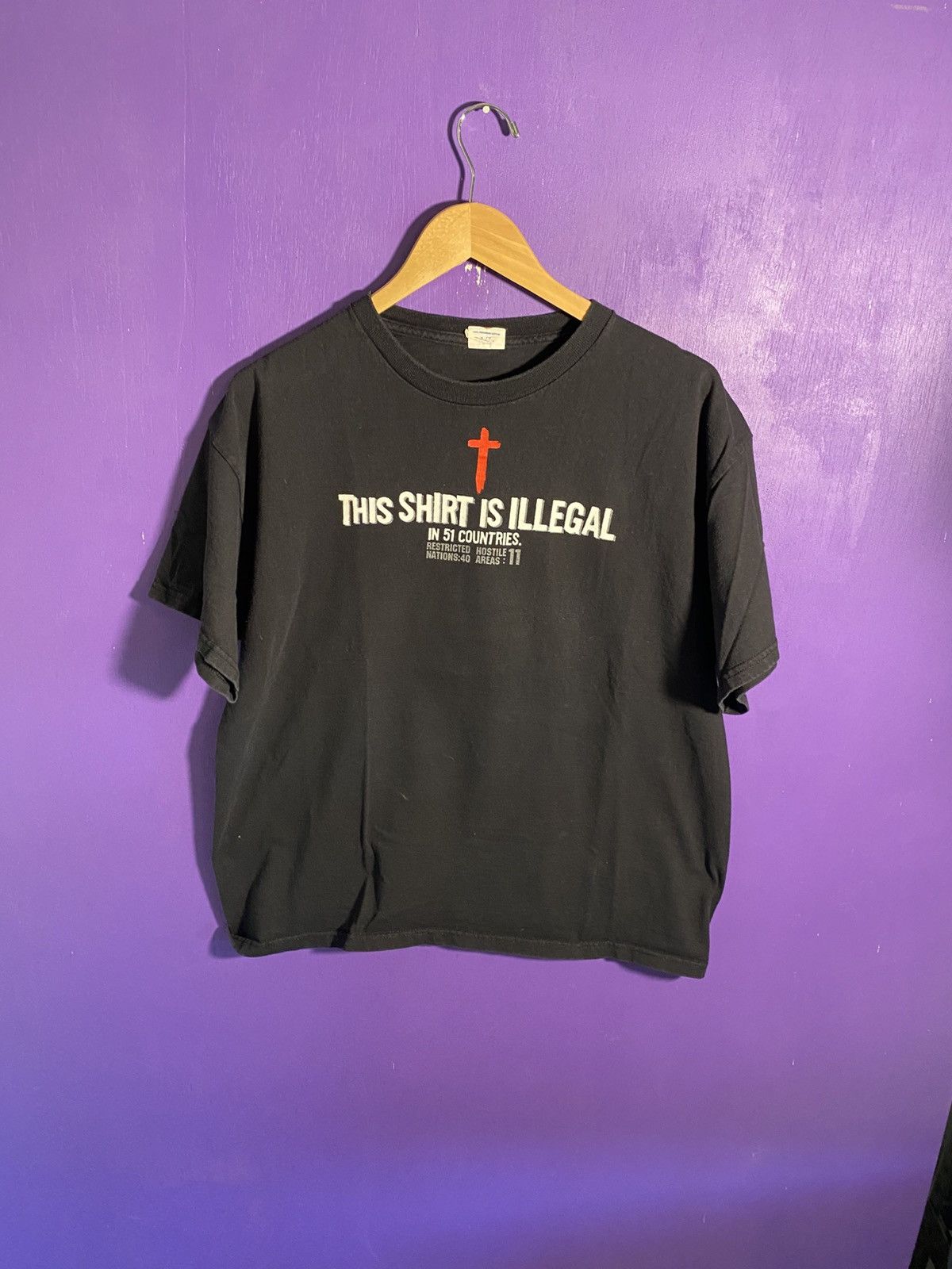 Other Vintage 00s This shirt is illegal JESUS tee Size US L / EU 52-54 / 3 - 1 Thumbnail
