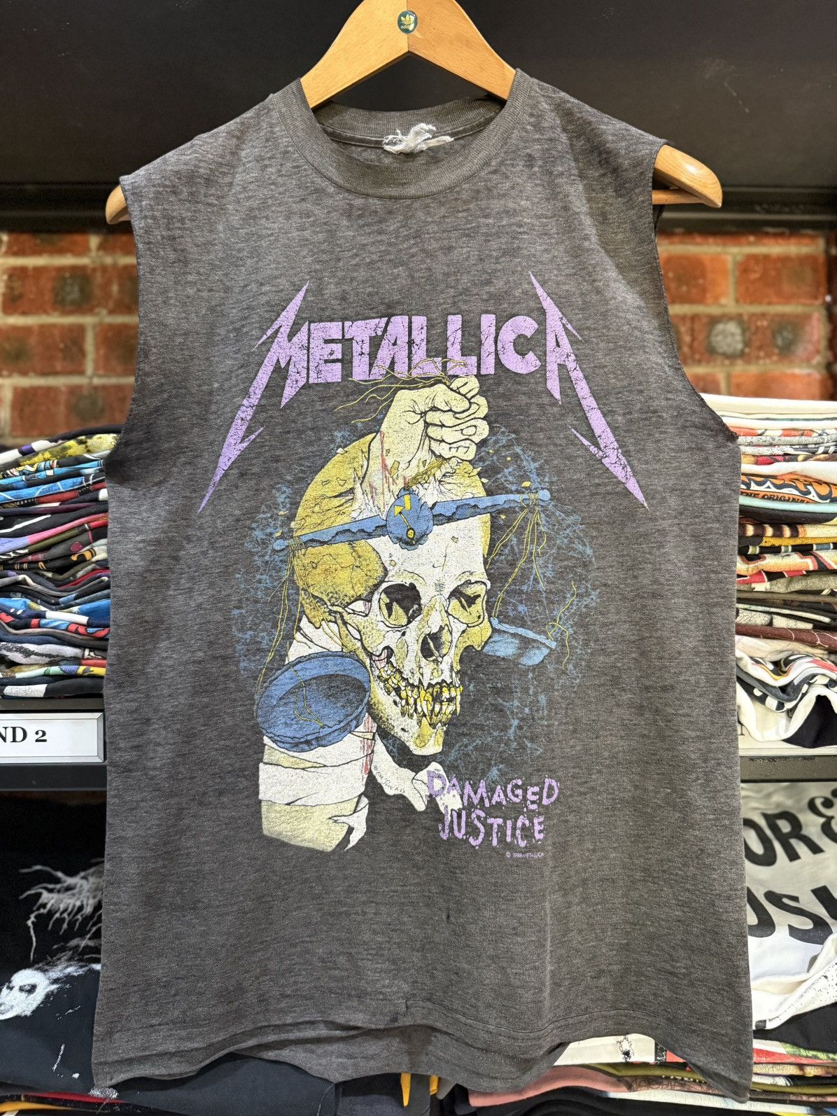 Band Tees Thrashed Vintage 80s Metallica Pushead Paper Thin Tank Top T Size US L / EU 52-54 / 3 - 1 Thumbnail