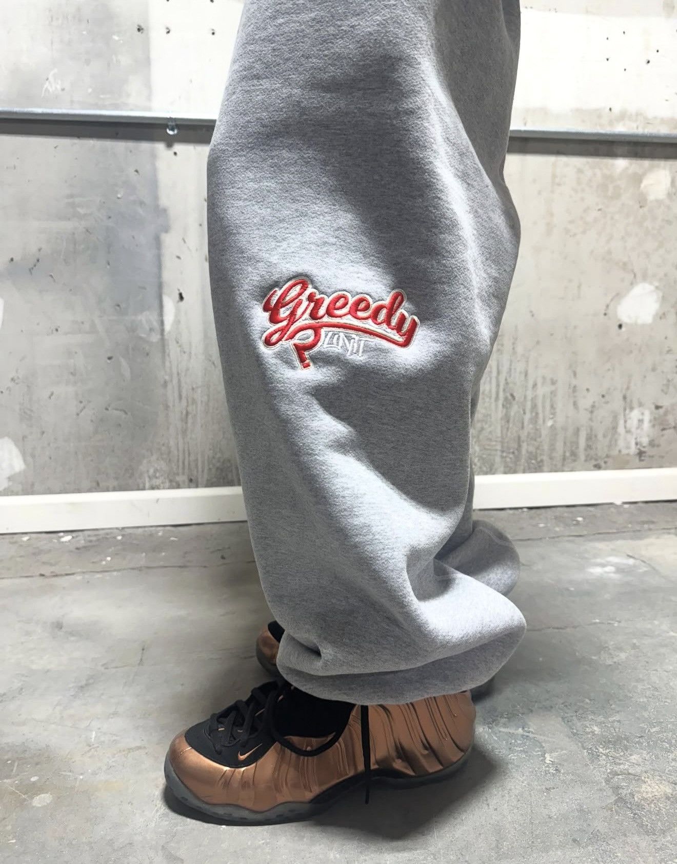 Greedy Unit Greedy Unit Gray Grafitti Sweats SIZE M Size US 32 / EU 48 - 1 Thumbnail