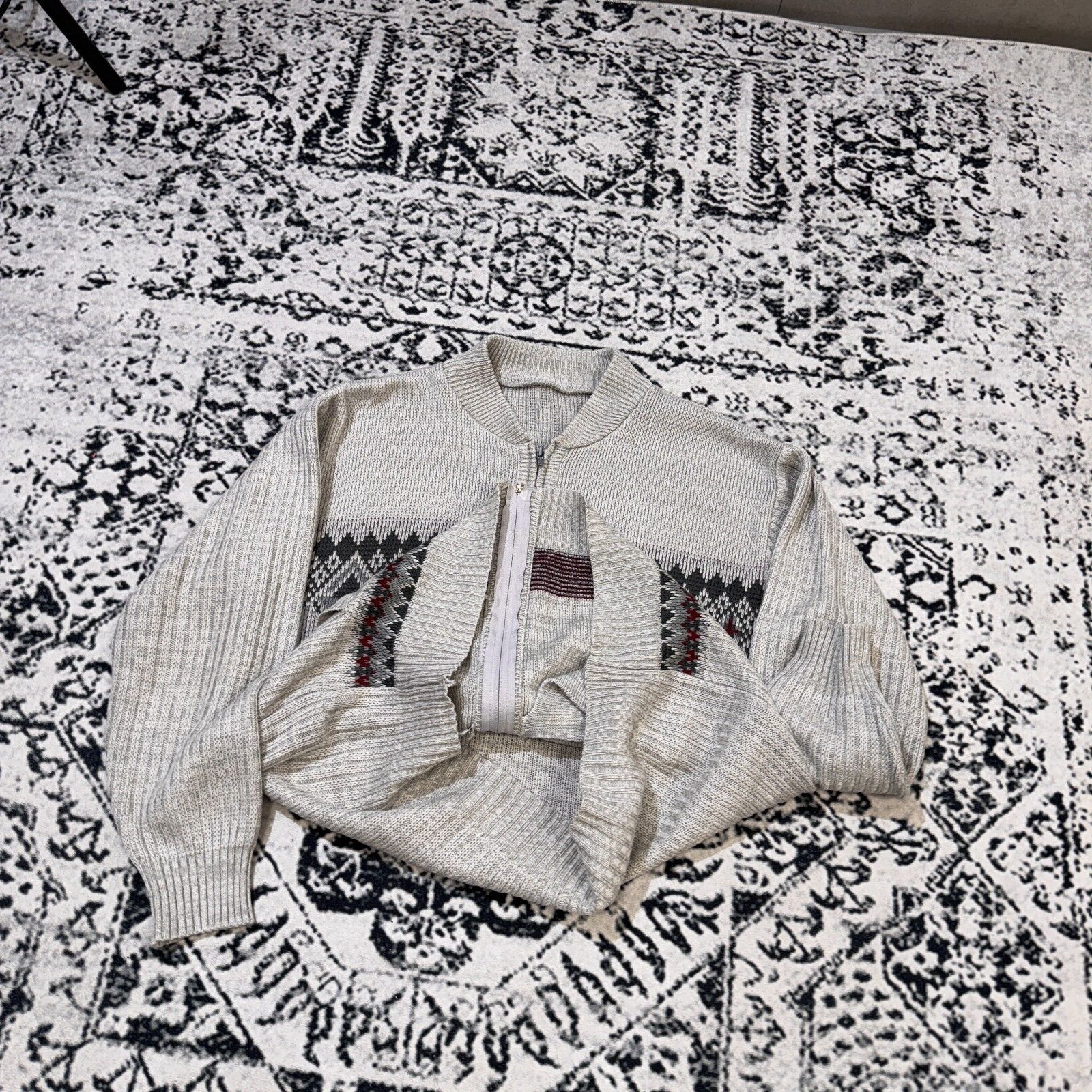 Vintage Vintage Unisex Gray Acrylic Sweater Size L Y2K 90s Geometric Size US L / EU 52-54 / 3 - 12 Thumbnail