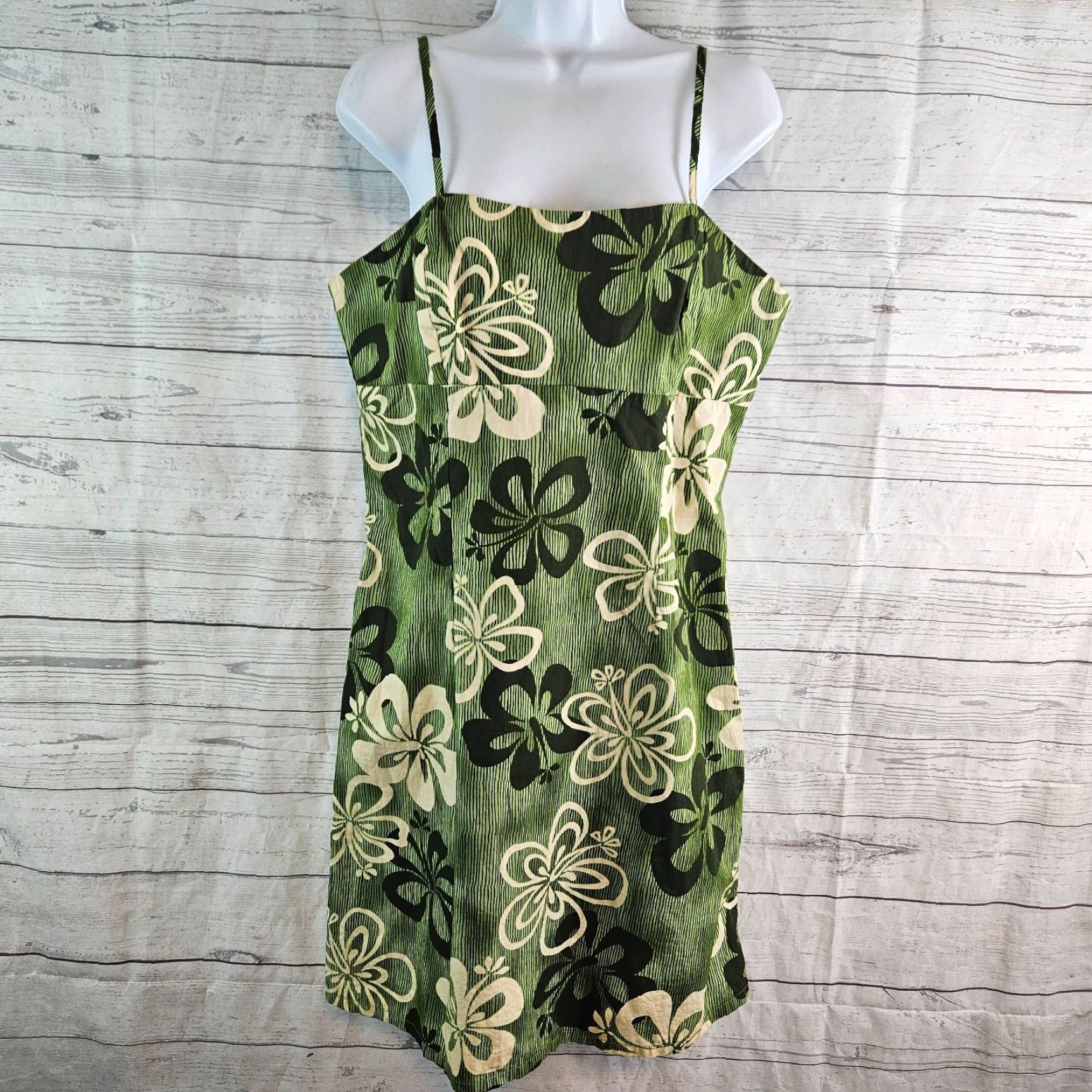 Hilo Hattie VINTAGE Hilo Hattie Dress Womens Sundress Green Floral Cotton L Size Sleeveless Knee Length Adjustables Straps Size L / US 10 / IT 46 - 2 Thumbnail