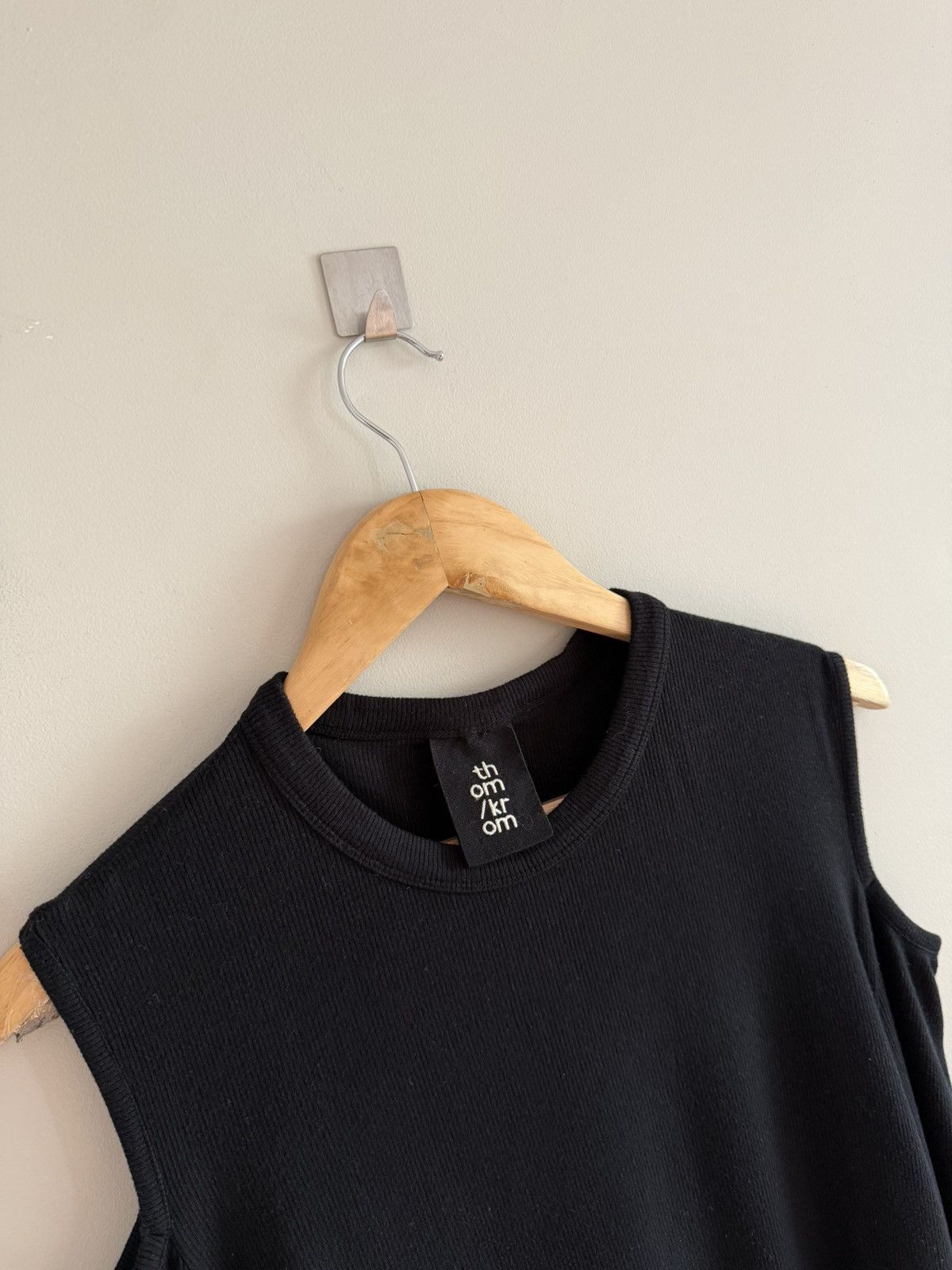 Thom Krom Thom Krom Cut-Out Longsleeve Minimal Avant Garde Size L / US 10 / IT 46 - 2 Thumbnail