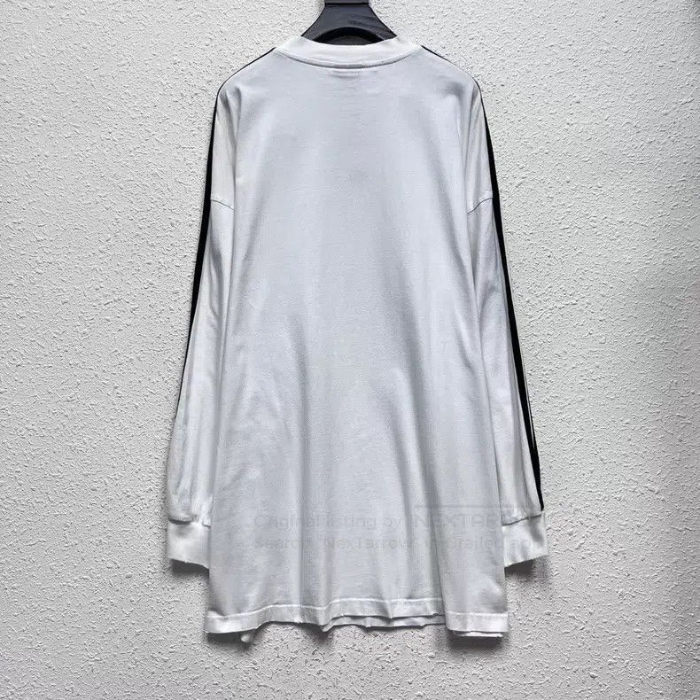 Balenciaga Balenciaga Three-Stripe Destroyed Long Sleeve Sweatshirt Size US M / EU 48-50 / 2 - 2 Thumbnail