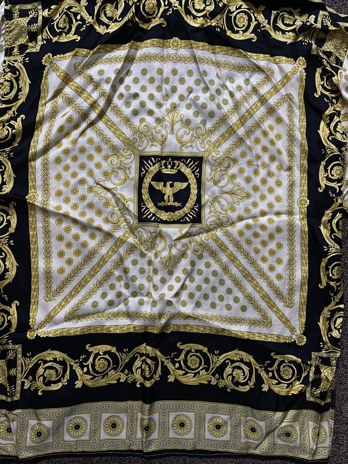 Versace 1994 Versace Classic V2 Baroque Print Silk Button Up Shirts Size US L / EU 52-54 / 3 - 10 Thumbnail
