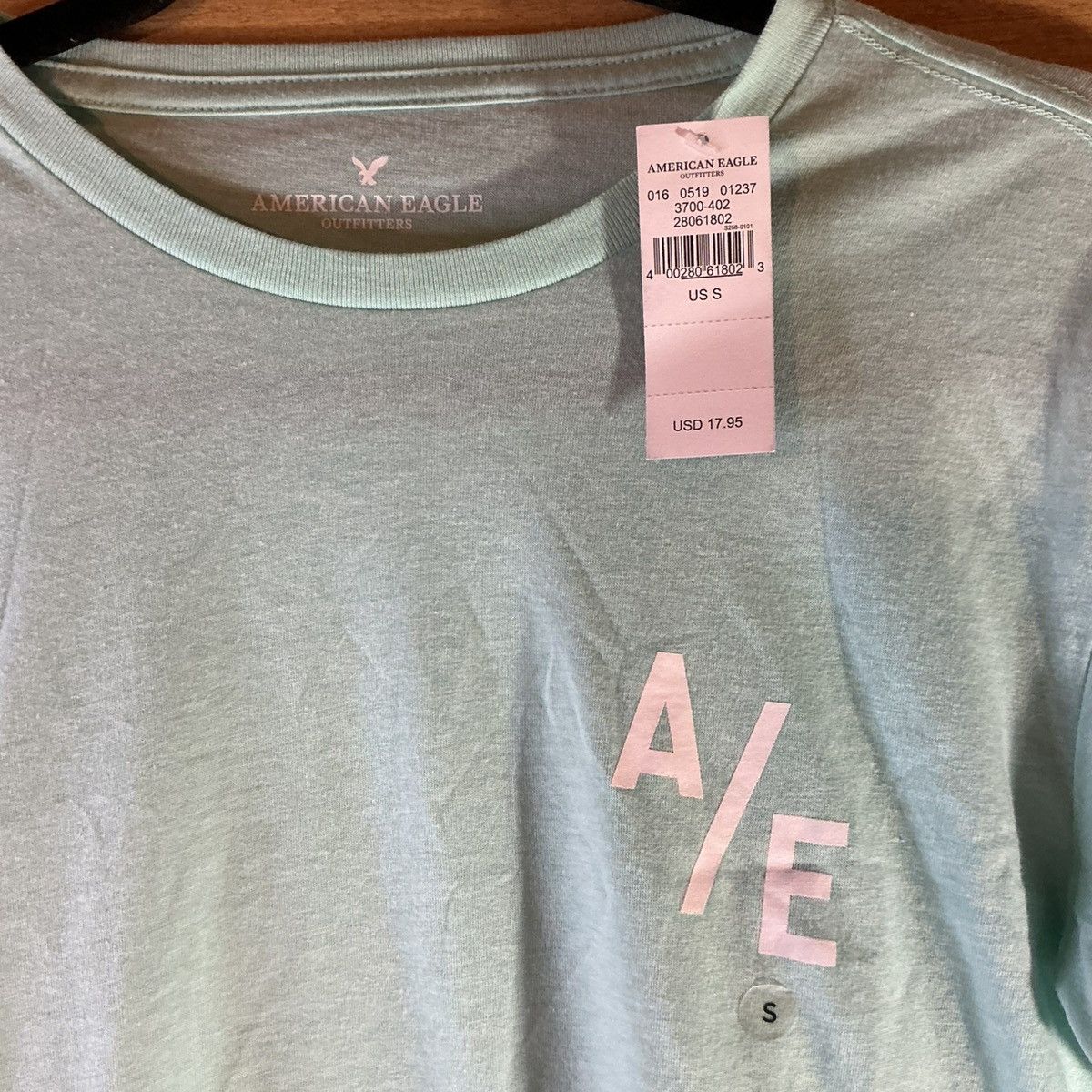 American Eagle Outfitters American Eagle Outfitters Men’s Small Mint NWT Tee Size US S / EU 44-46 / 1 - 2 Thumbnail