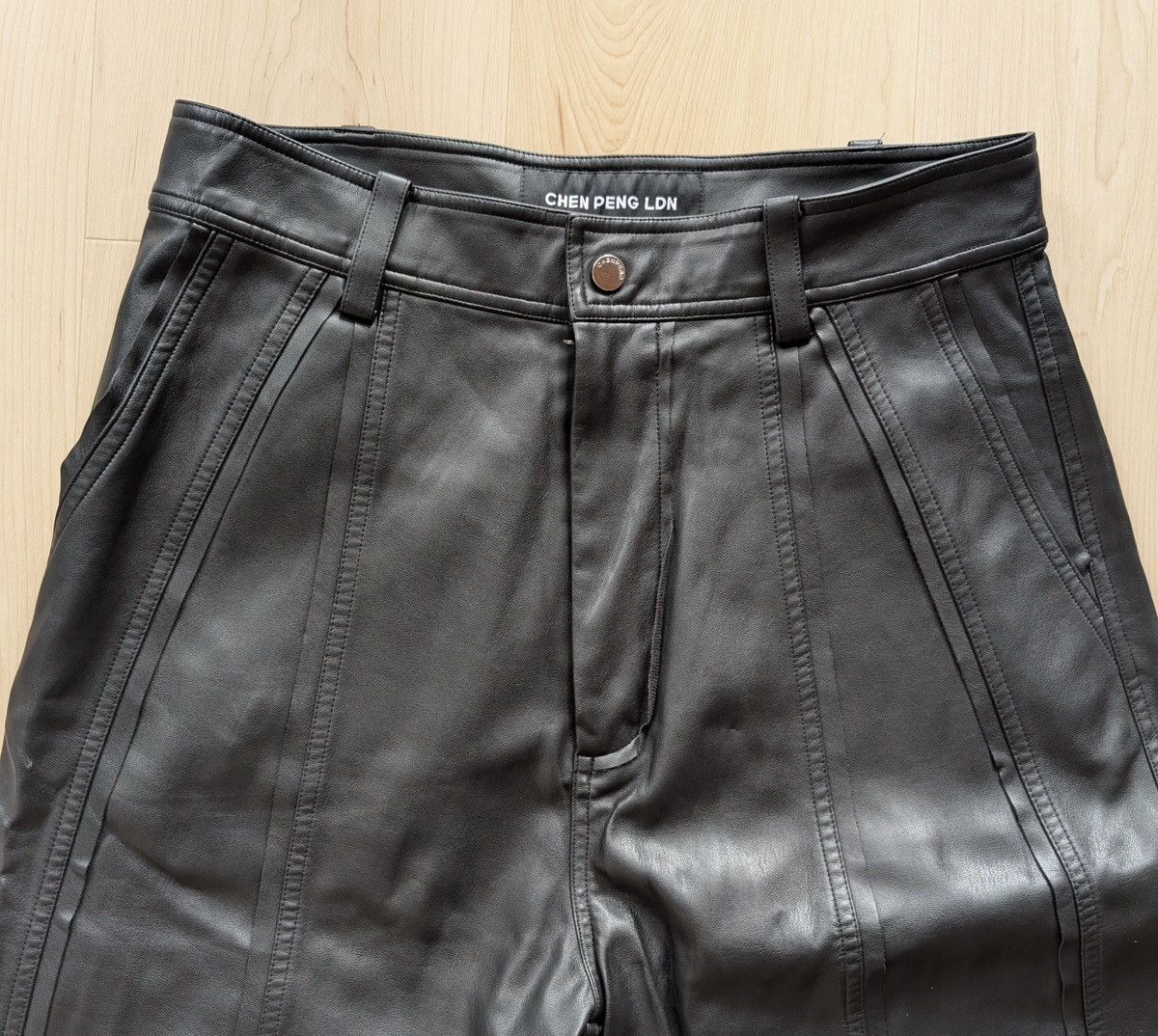 CHENPENG Black Cocoon Shaped Faux-Leather Pants Size US 32 / EU 48 - 2 Thumbnail