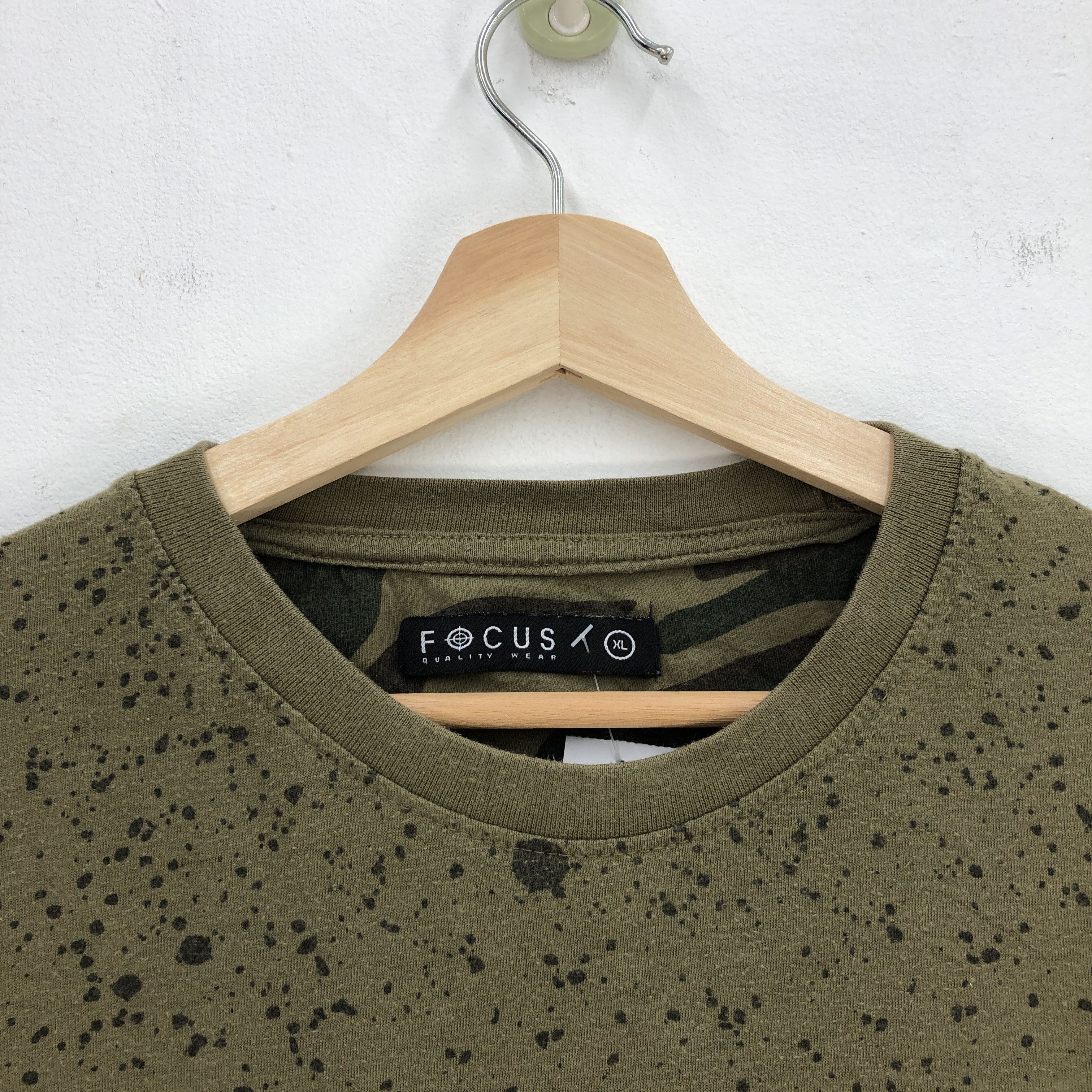 Japanese Brand Vintage Y2K Camouflage Tshirt Camouflage Crewneck Tees Size US L / EU 52-54 / 3 - 2 Thumbnail