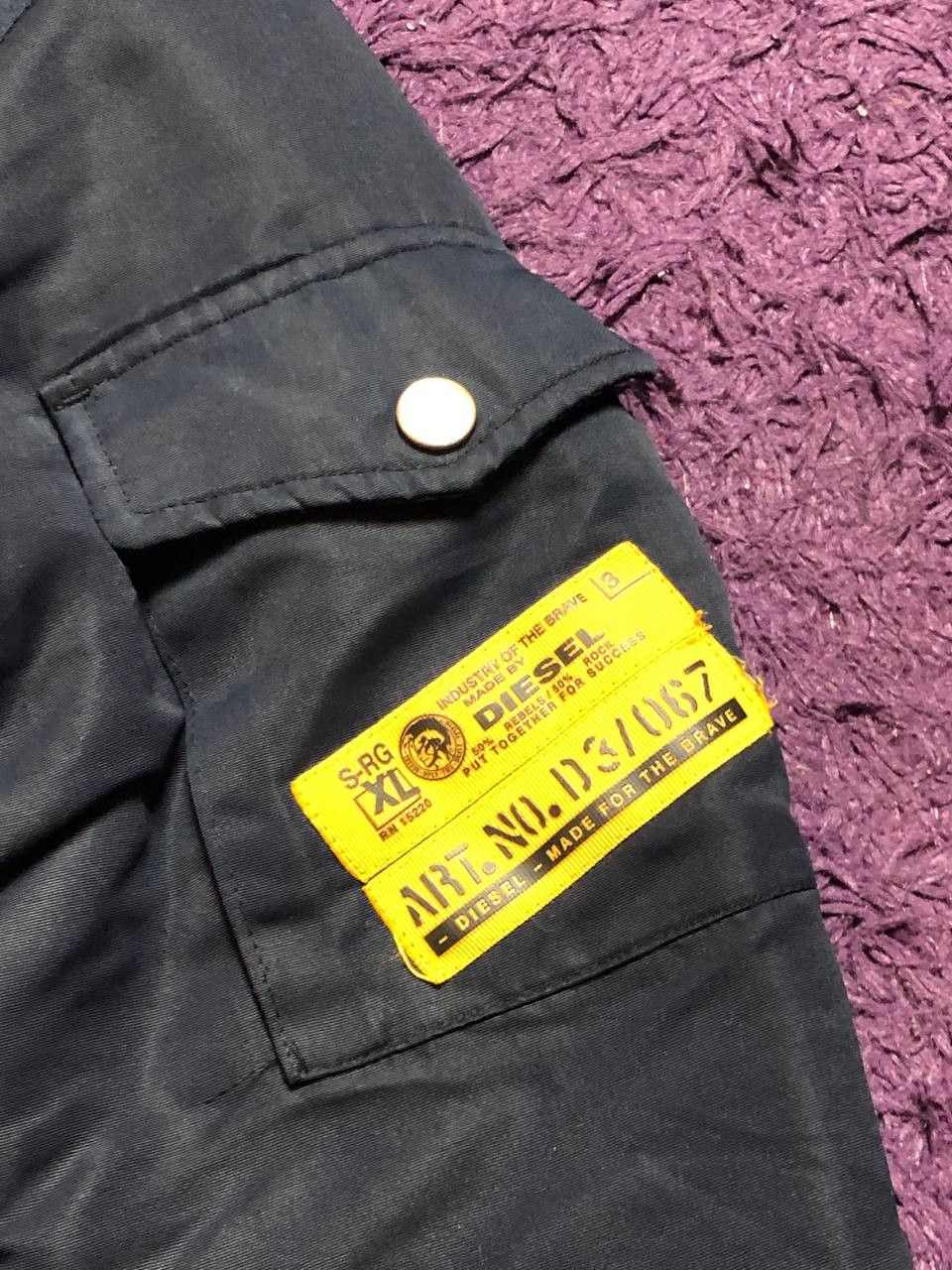Diesel vintage Y2K Parkas Kids 14 years black Diesel Streetwear Size US S / EU 44-46 / 1 - 7 Thumbnail