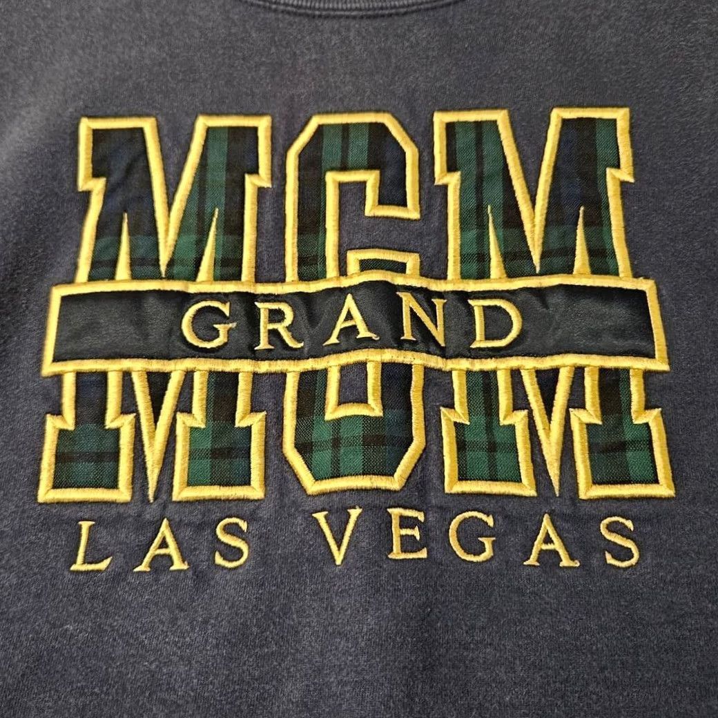 Vintage VINTAGE 1993 MGM Grand Las Vegas Navy Blue Crewneck Men's Large Size US L / EU 52-54 / 3 - 3 Thumbnail