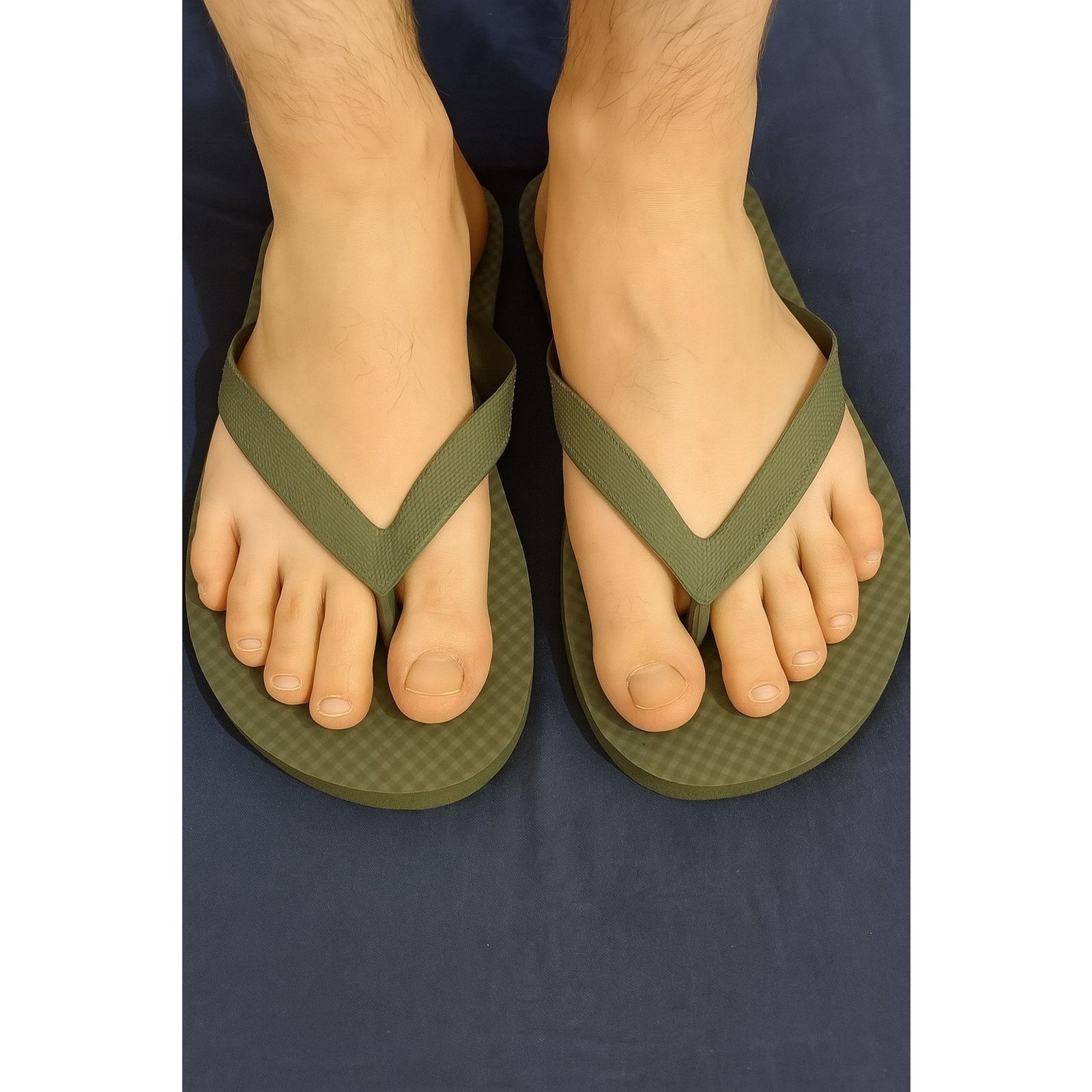 Other Juncture Men's Size Medium 12/13 Forest Green Flip Flips Size US 10 / EU 43 - 1 Thumbnail