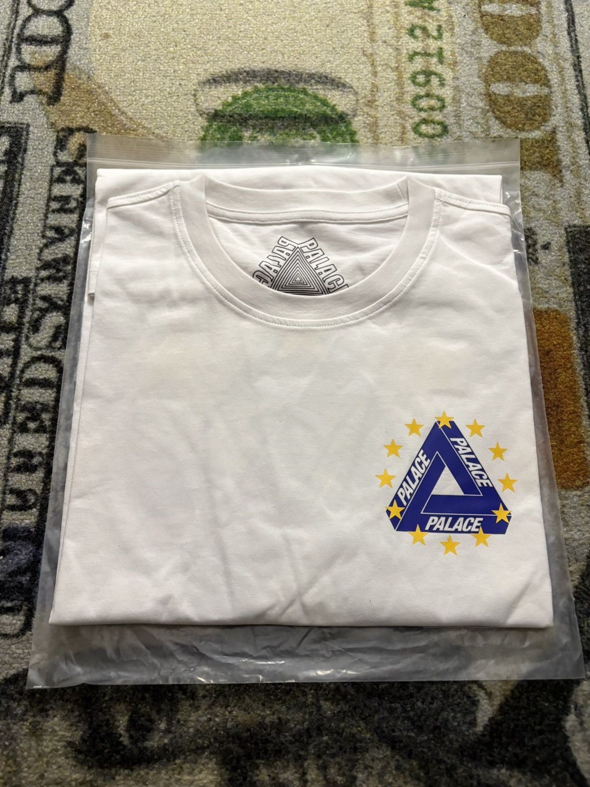 Palace Palace EU European Union Tri Ferg T-Shirt Size US XXL / EU 58 / 5 - 3 Thumbnail