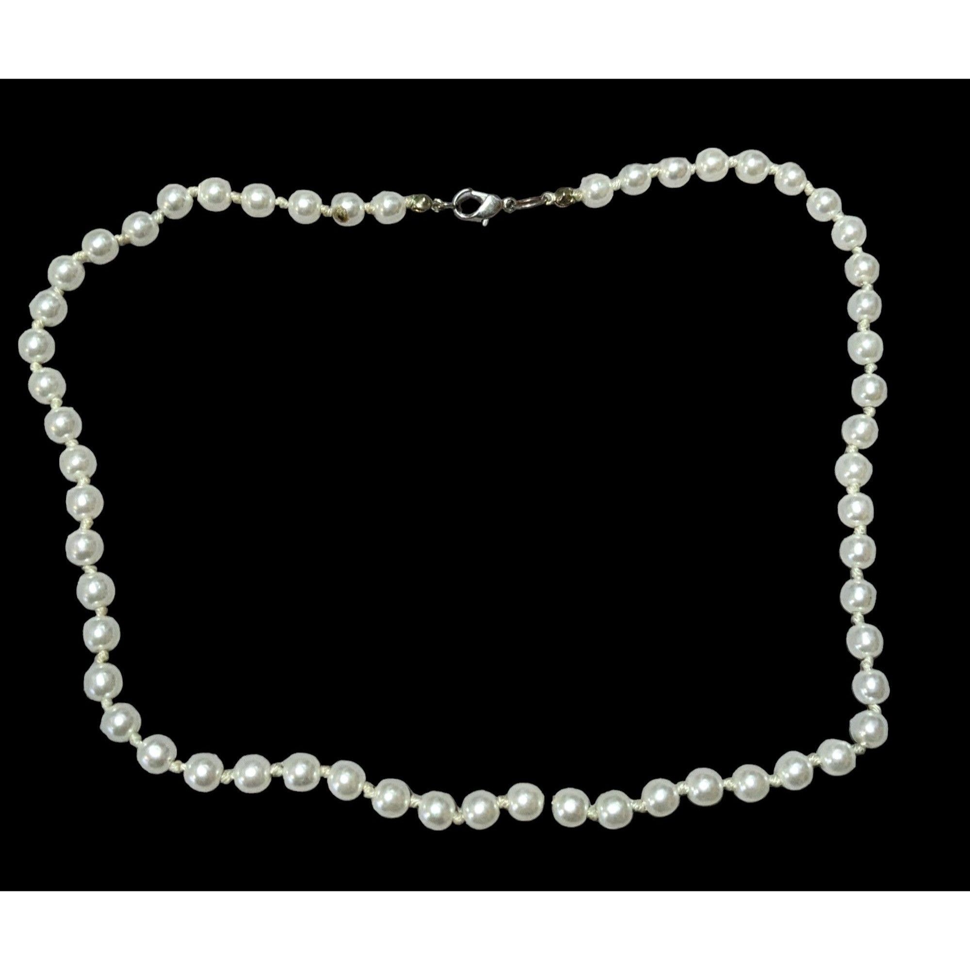 Other Simple Casual White Faux Pearl Necklace Size ONE SIZE - 1 Thumbnail
